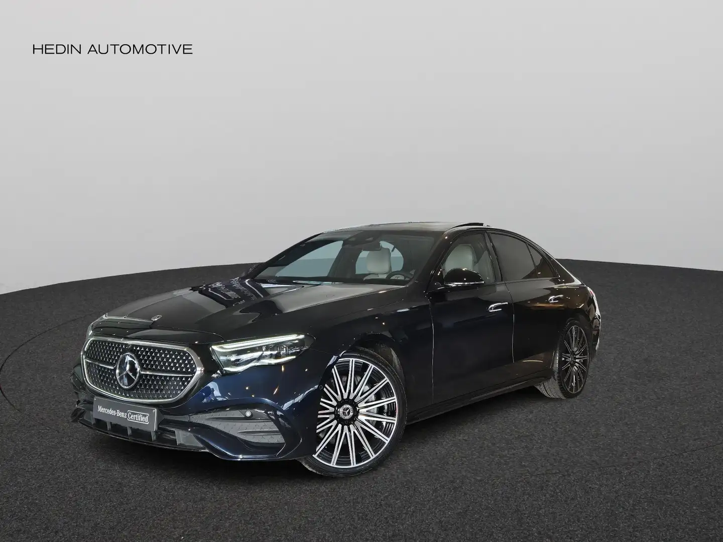 Mercedes-Benz E 200 Berline AMG Line | Panoramisch Dak | Distronic | M Bleu - 1