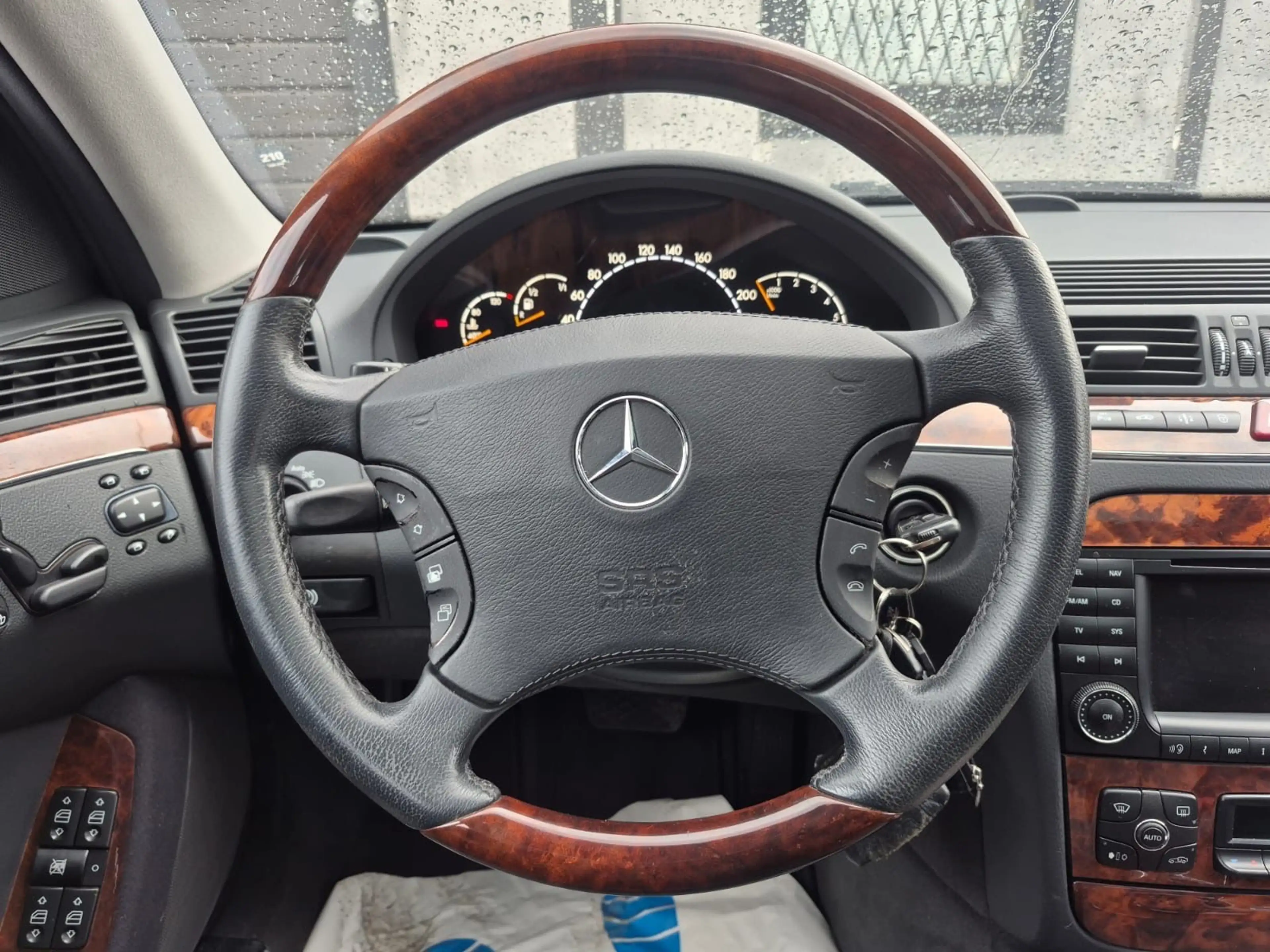 Mercedes-Benz S 500 L Vollleder Memory Xenon Schiebedach PDC — photo 11