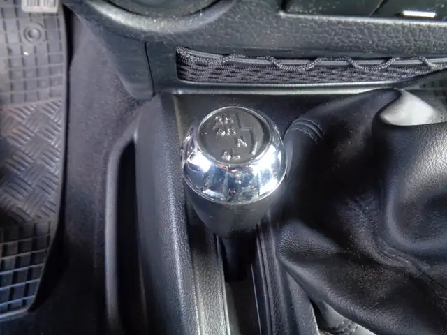 Jeep Wrangler view 13