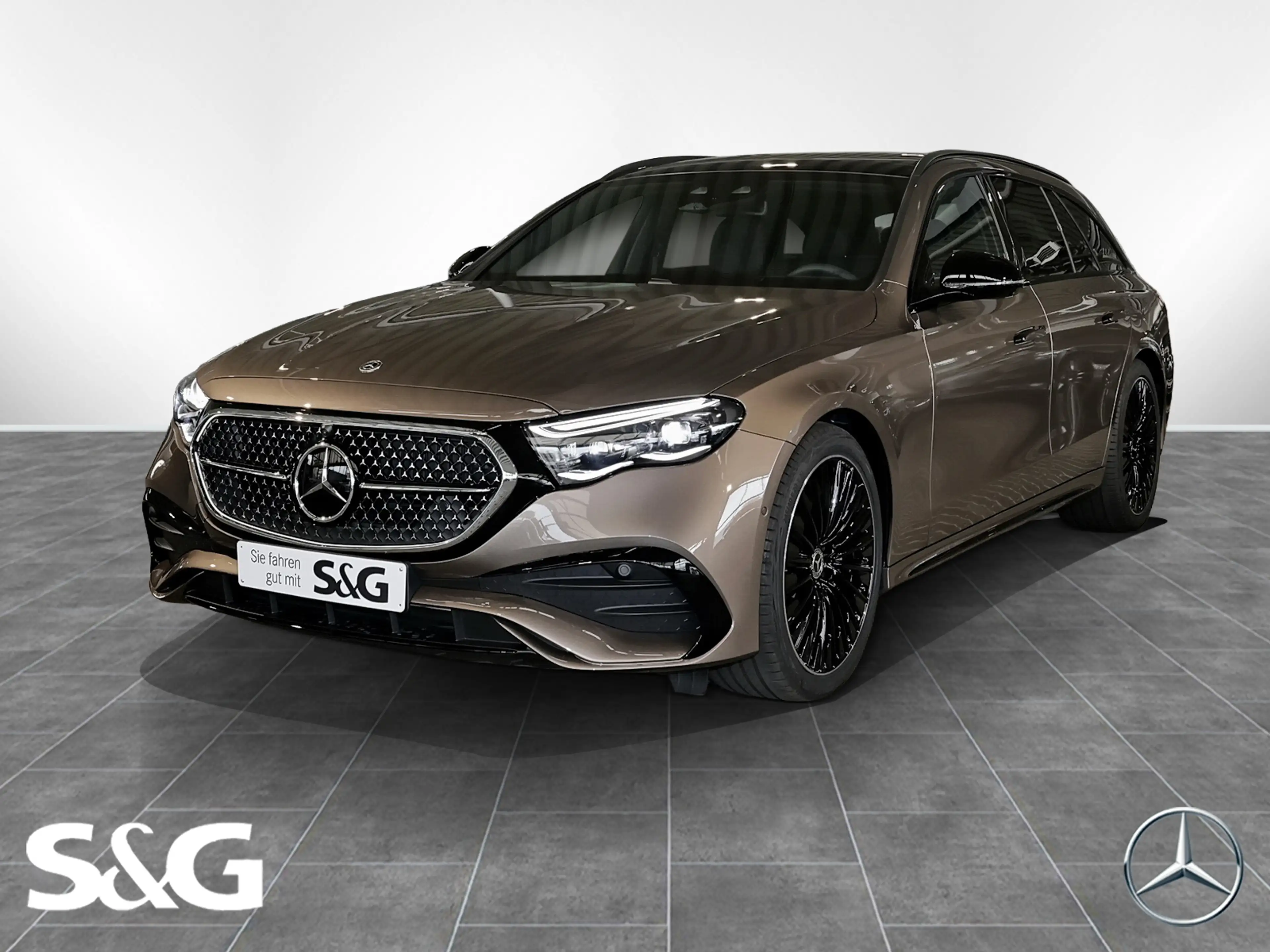 Mercedes-Benz E 220 d T AMG MBUX+360°+DIG-LED+Pano+AHK+Distron