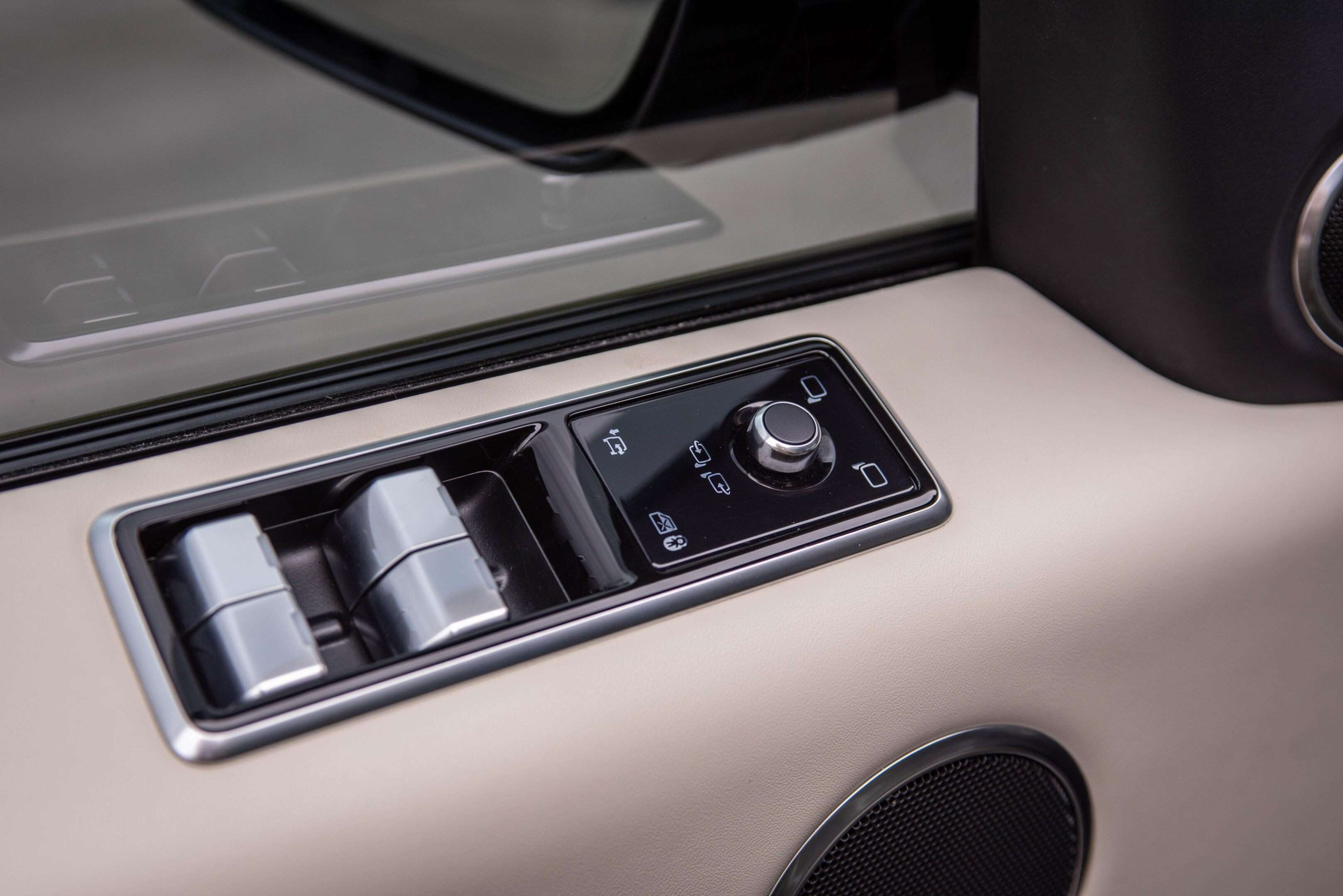 2022 Land Rover Range Rover Sport V8 Supercharged Autobiography Dynamic thumb 19