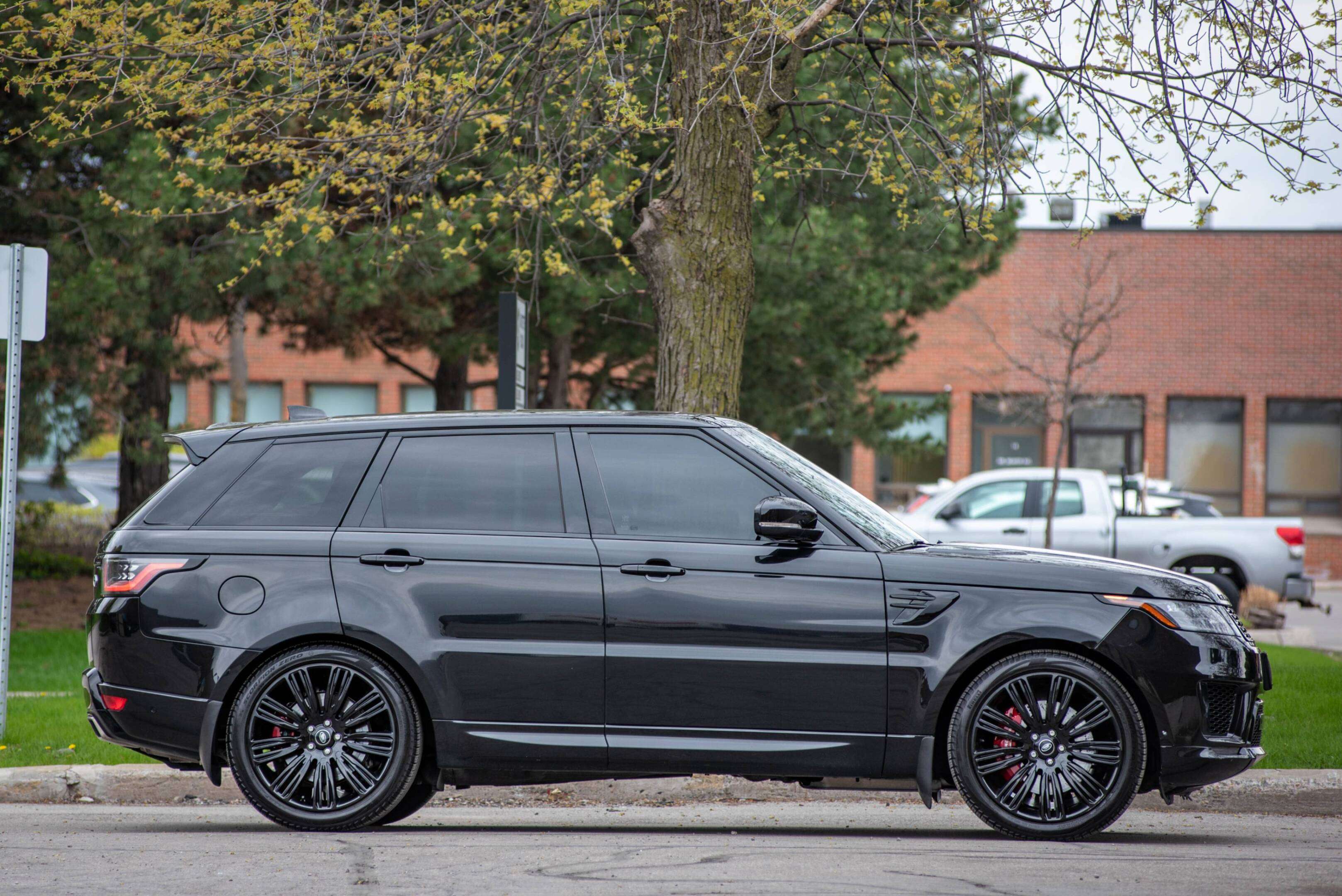 2022 Land Rover Range Rover Sport V8 Supercharged Autobiography Dynamic thumb 6