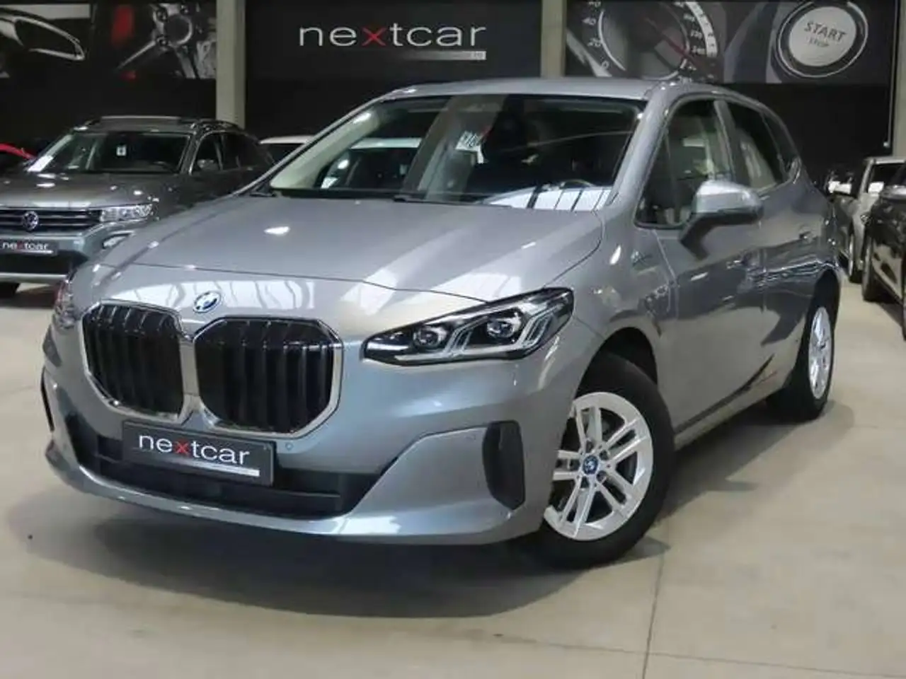 BMW 225
