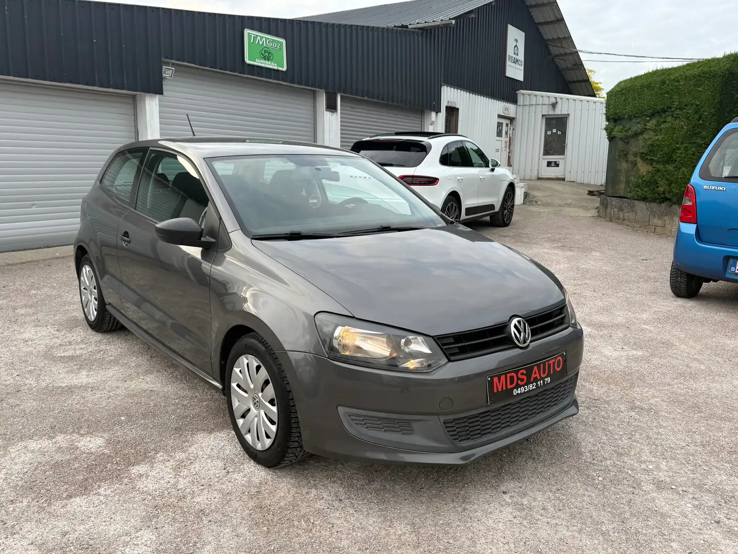 Volkswagen Polo 1.6 CR TDi Comfortline BMT DPF Gris - 2
