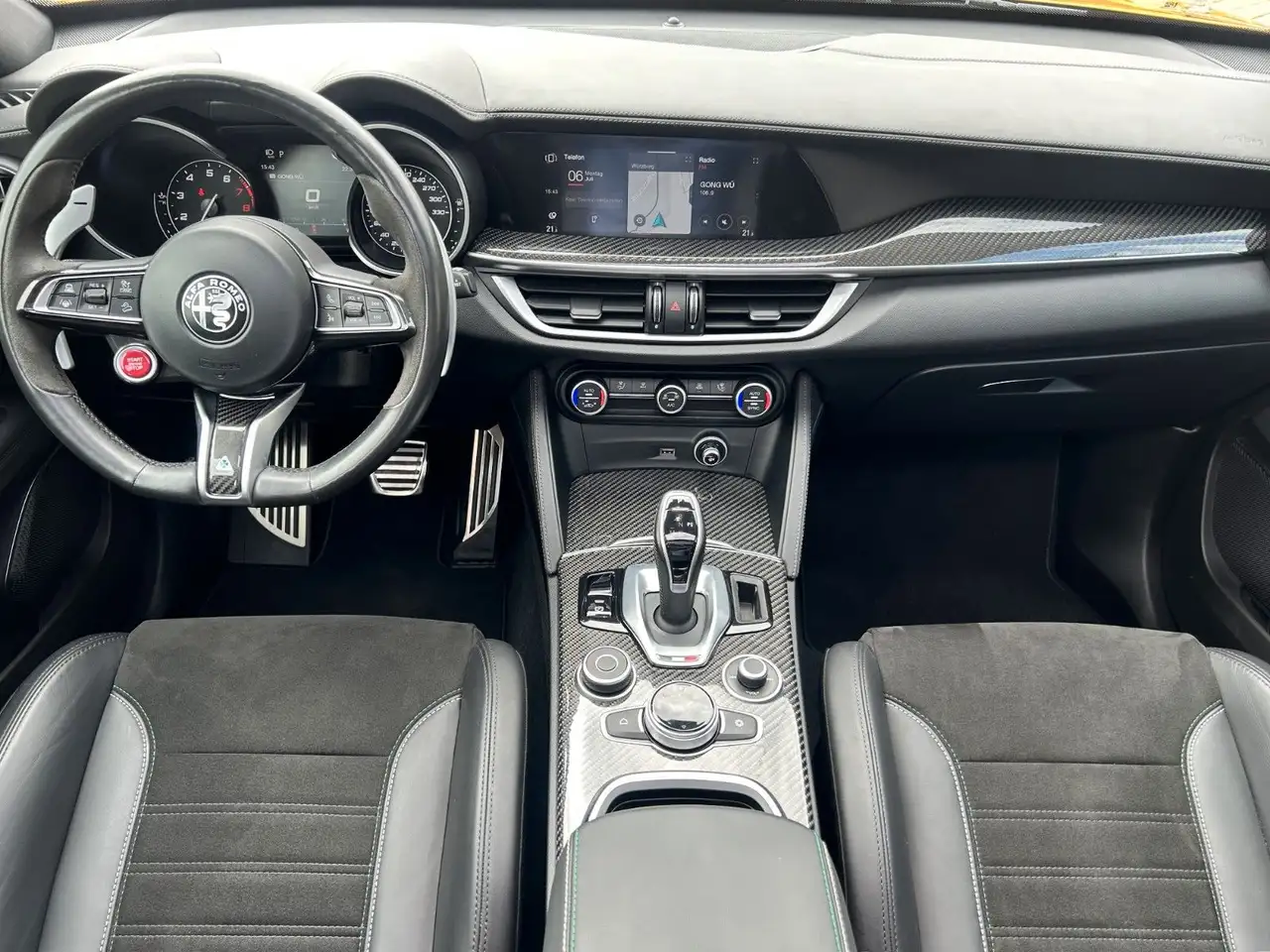 Alfa Romeo Stelvio 2022 — фото 18
