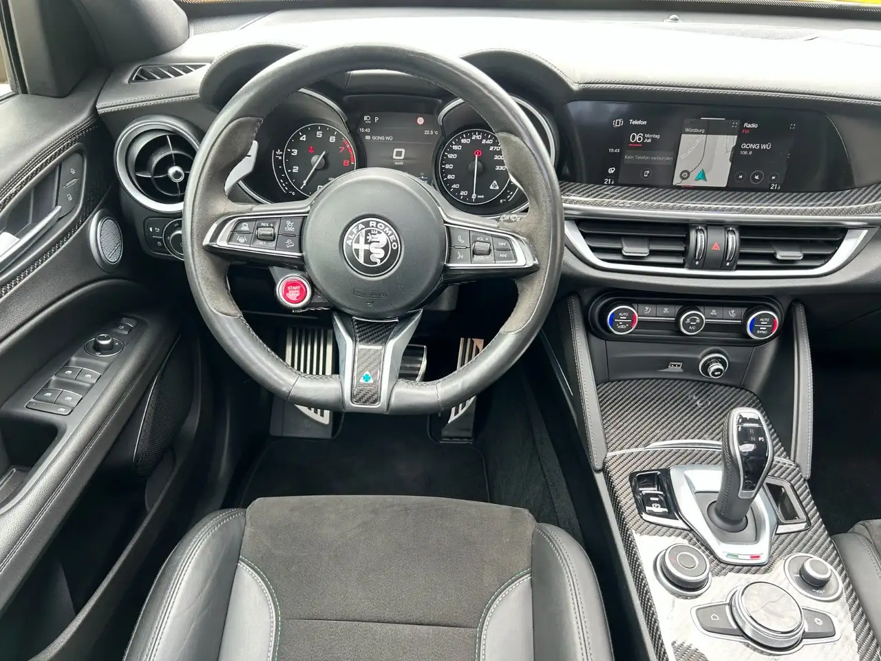 Alfa Romeo Stelvio 2022 — фото 21