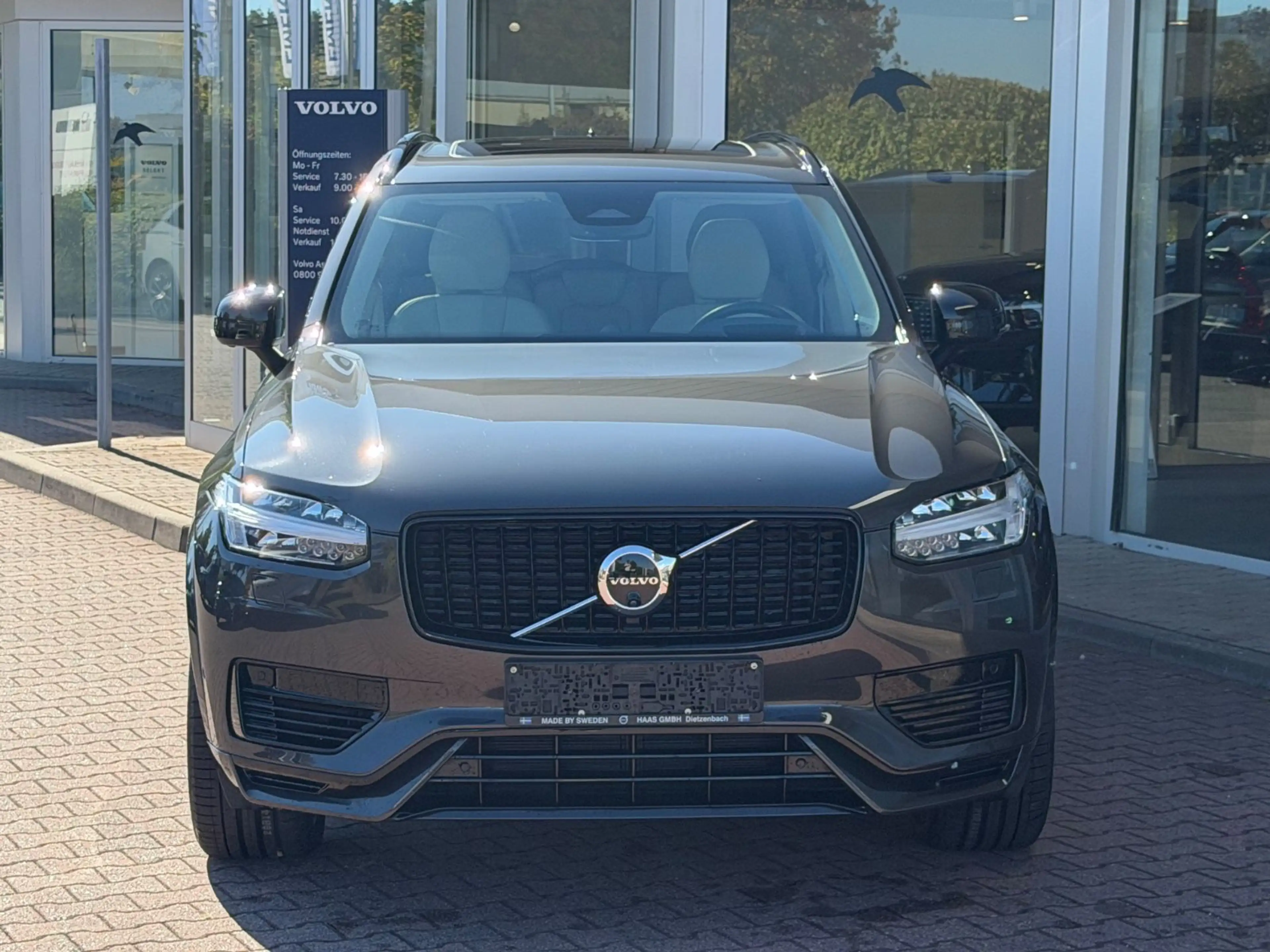 Volvo XC90 T8 AWD Ultra Dark Auto — photo 3