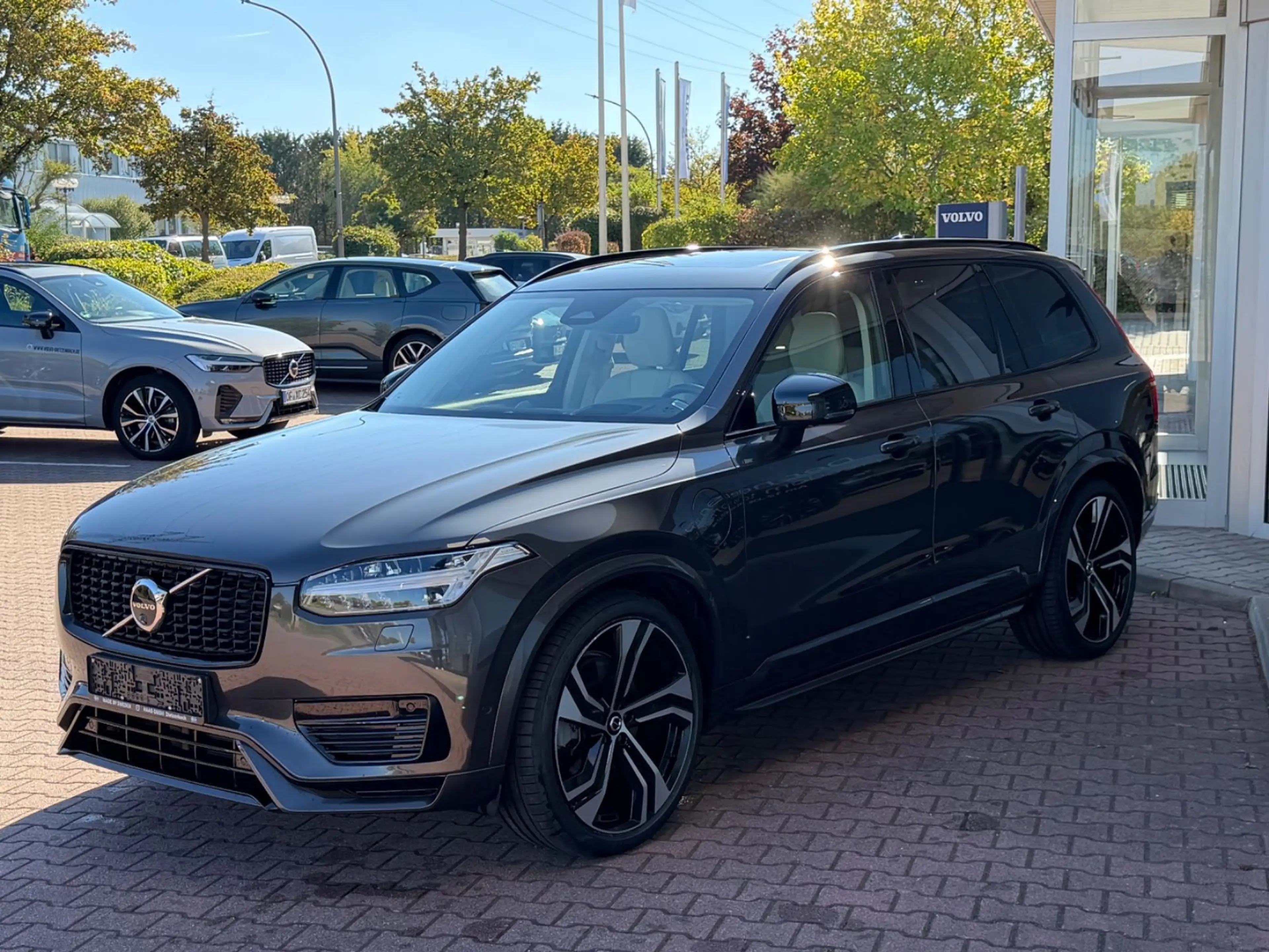 Volvo XC90 T8 AWD Ultra Dark Auto — photo 4