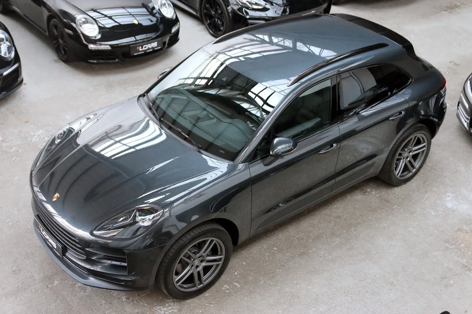 Porsche Macan 2.0 18Wege Kamera AHK Luftfederung 20" Grau - 1