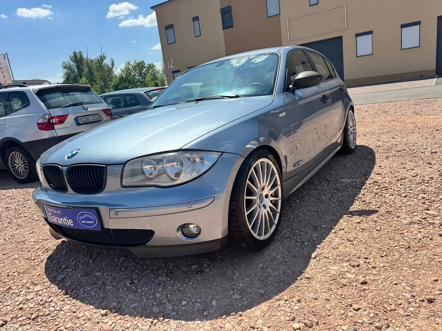 BMW 116 116i  Fahrzeugtierferlegung neu bremsen neu tuv Blau - 1