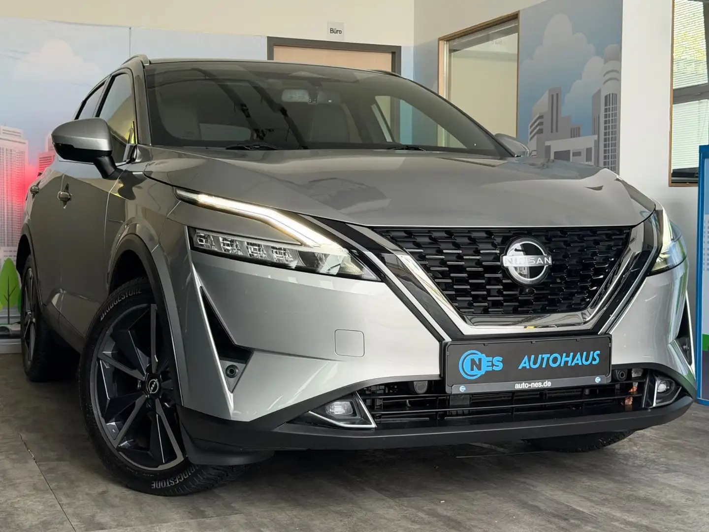 Nissan Qashqai QASHQAI TEKNA 1.3 DIG-T*360*PANO*BOSE*HUD*KEY* Silber - 2