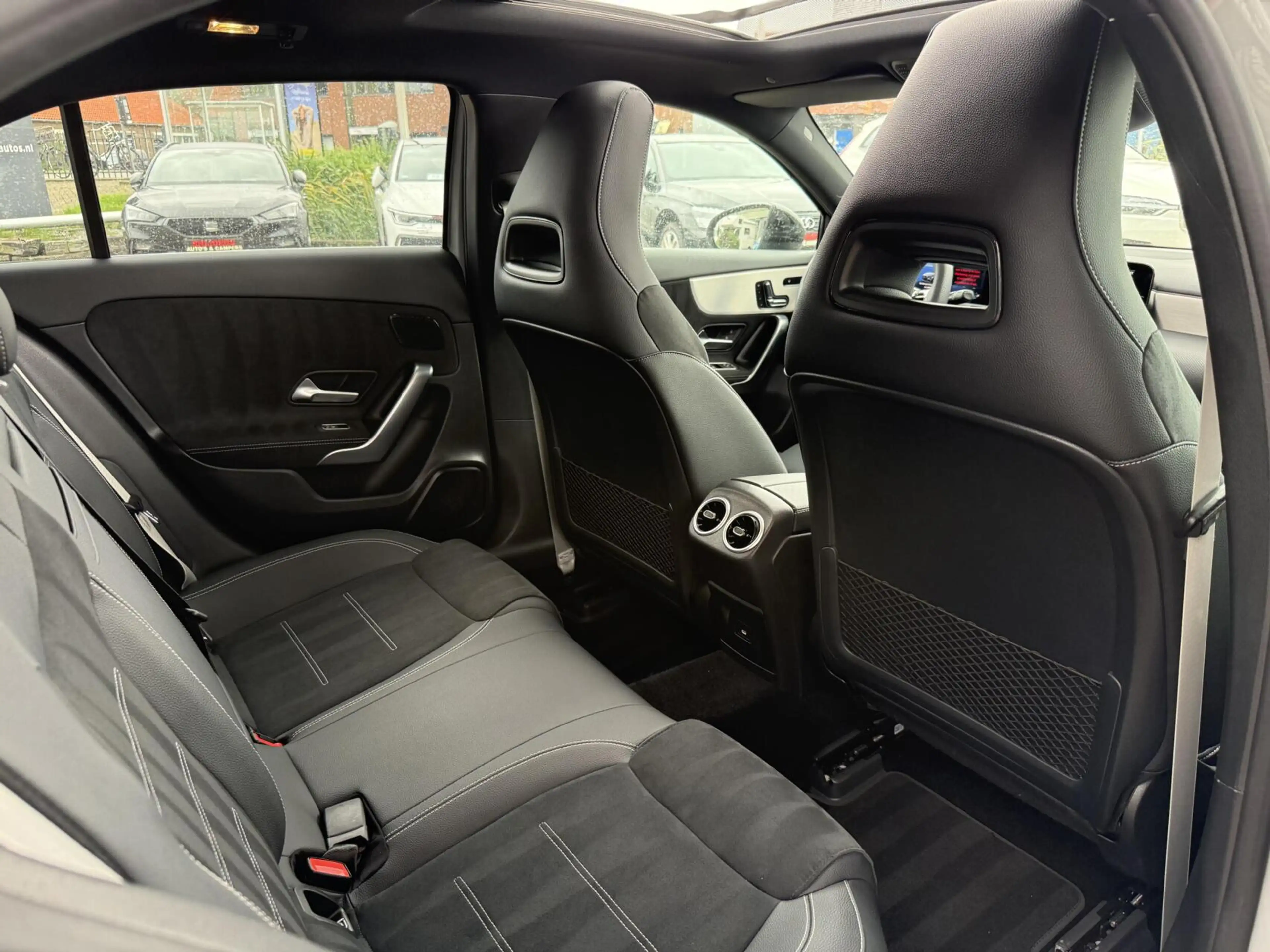 Mercedes-Benz A 180 Star Edition LIMITED panodak — photo 7