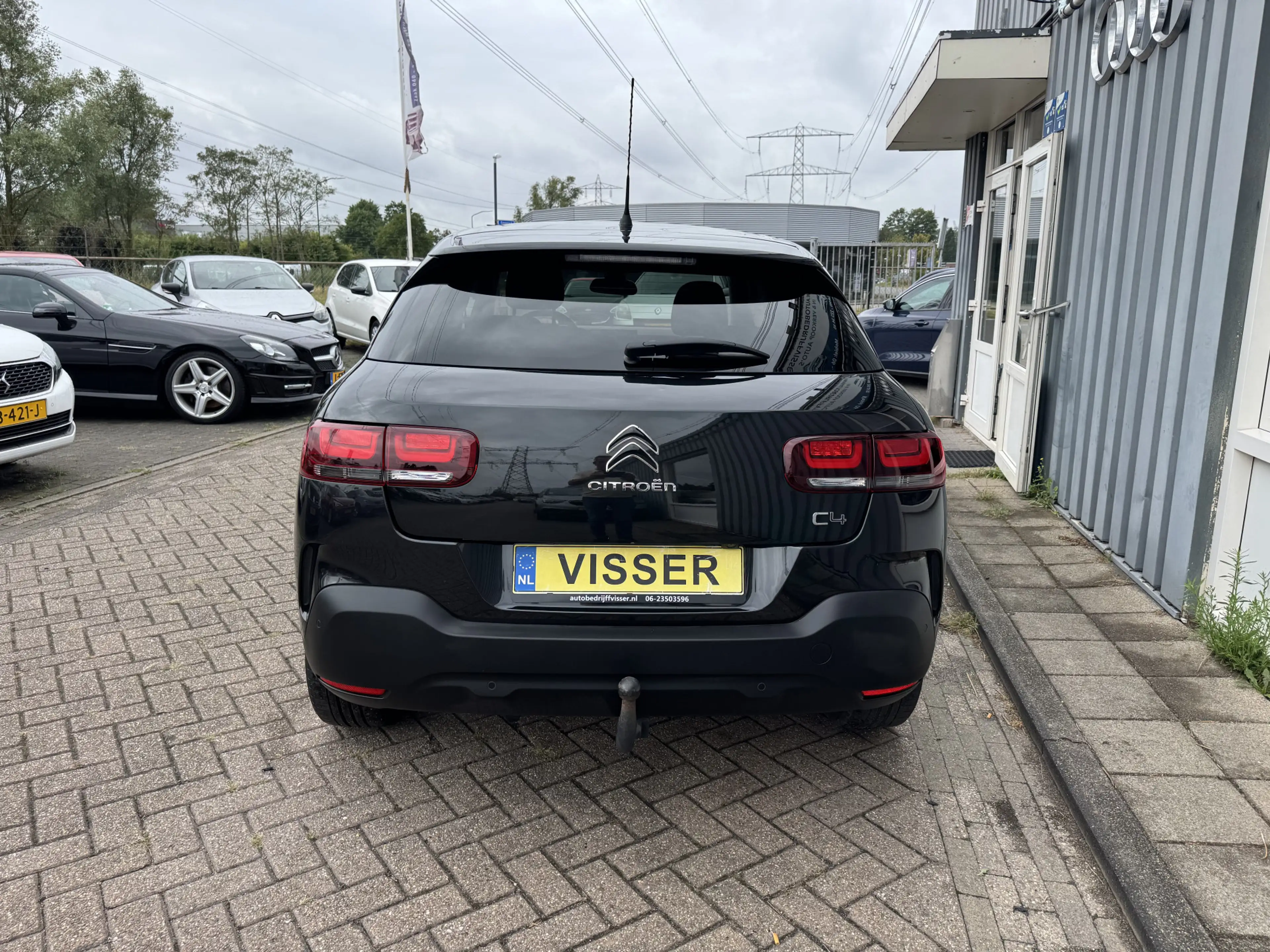Citroen C4 Cactus 1.2 PureTech Shine — photo 3
