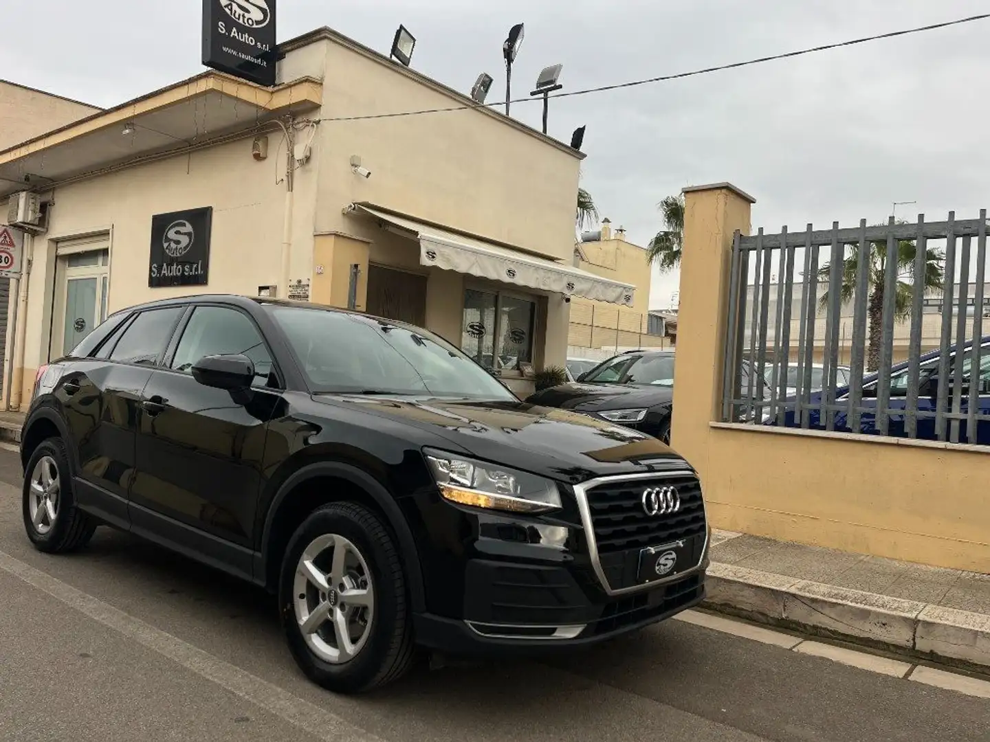 Audi Q2 1.6 TDI 116cv S-tronic Business Nero - 1