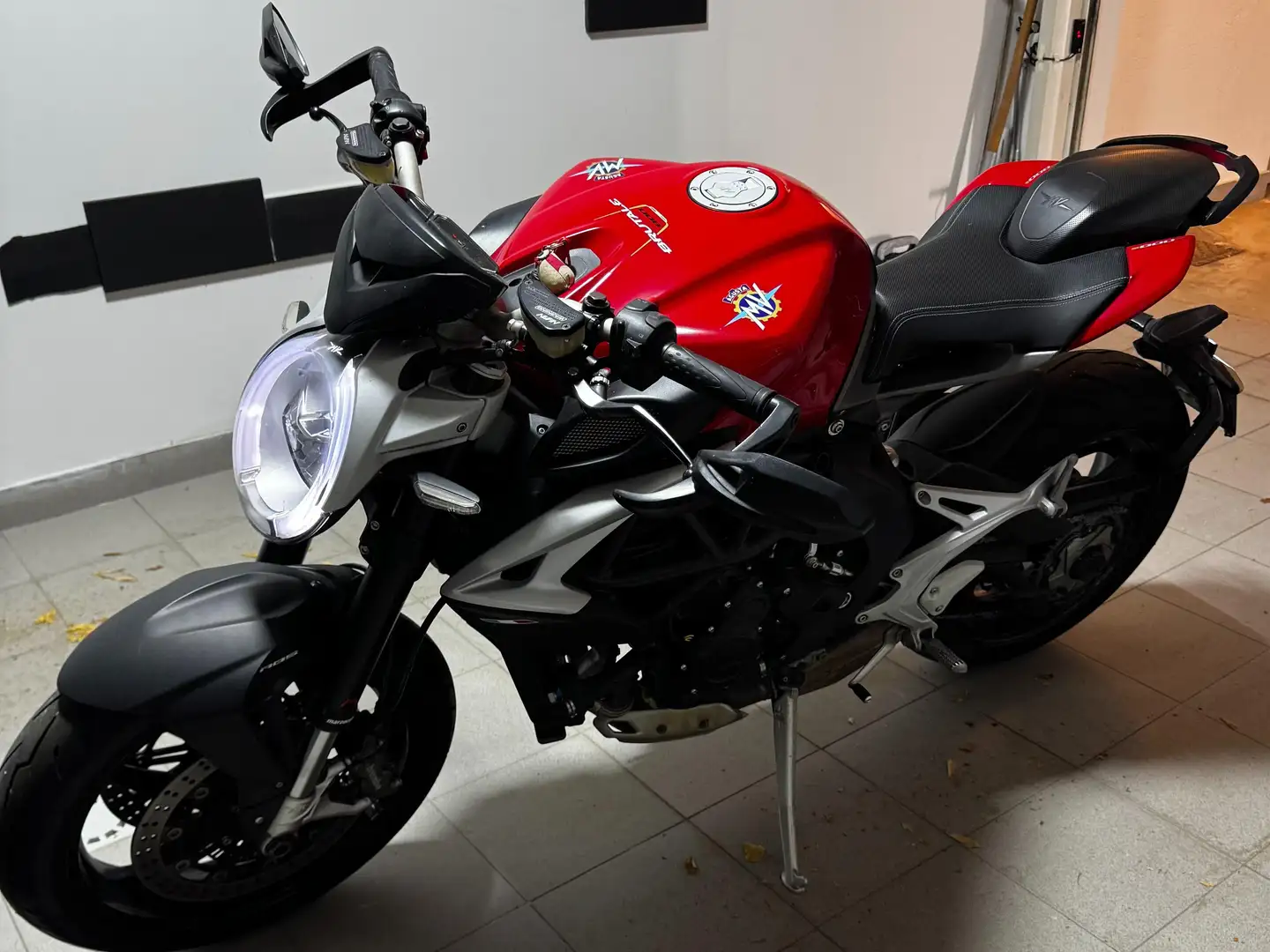 MV Agusta Brutale 800 2016 Rosso - 1