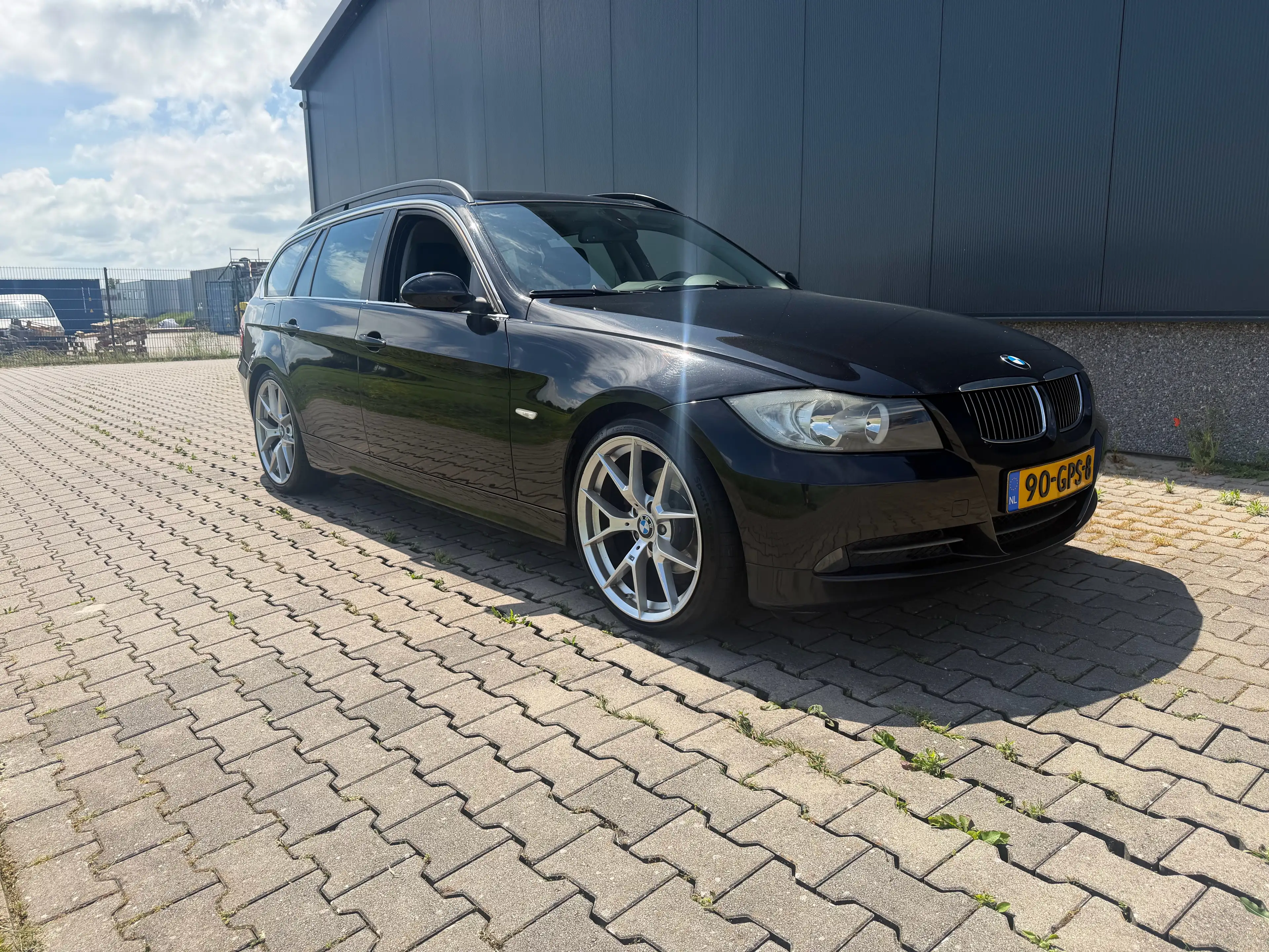 BMW 325 3ER REIHE 325i Executive — photo 2