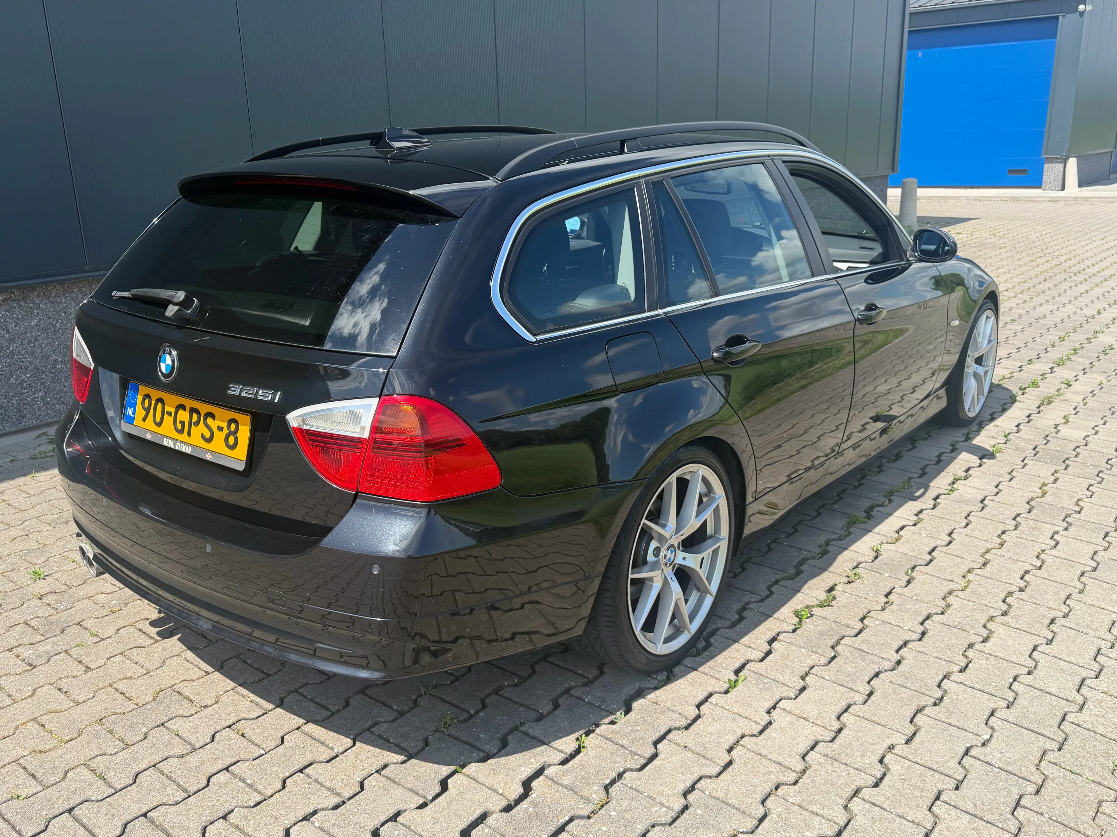 BMW 325 3ER REIHE 325i Executive — photo 4