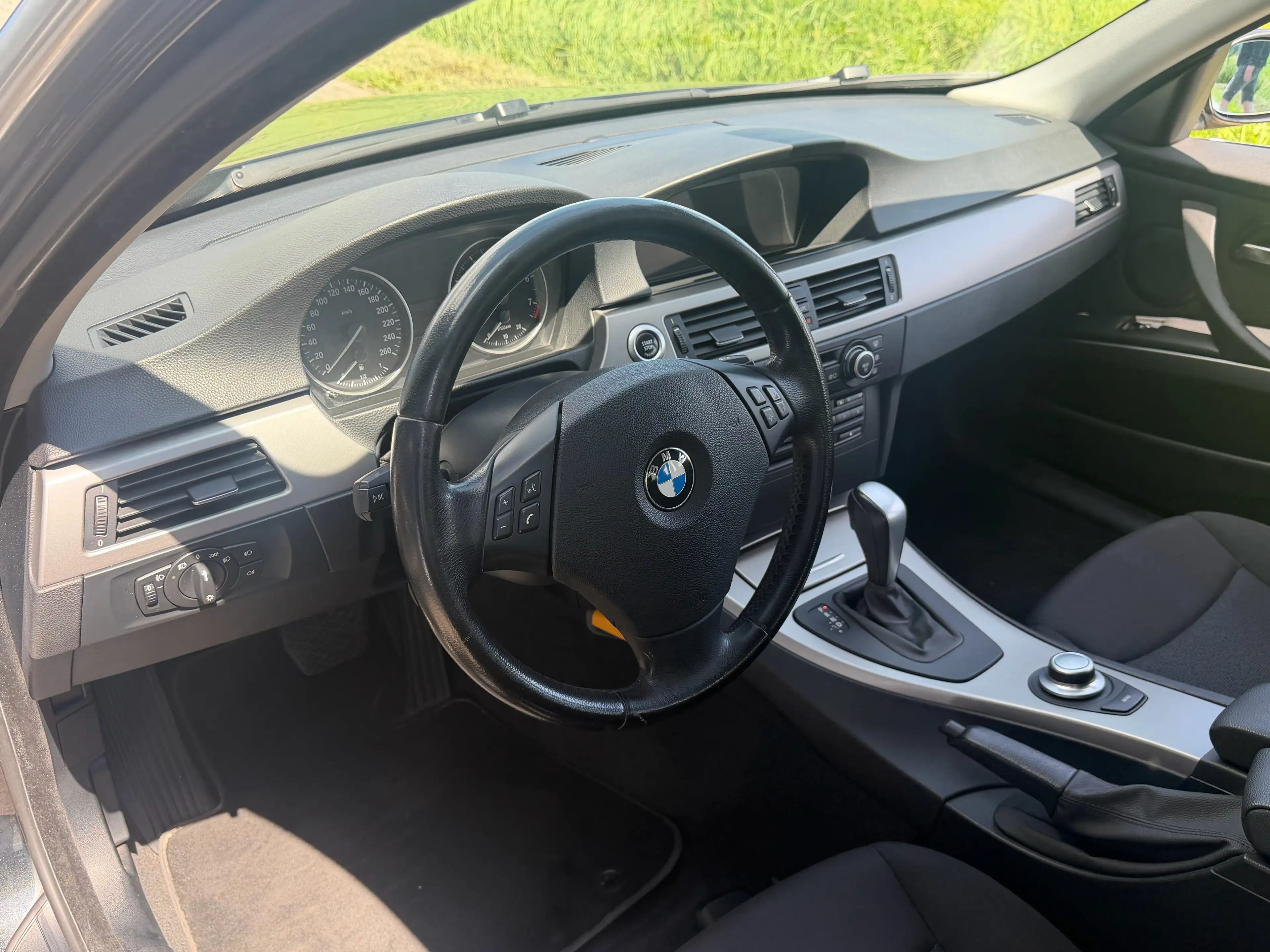 BMW 325 3ER REIHE 325i Executive — photo 11
