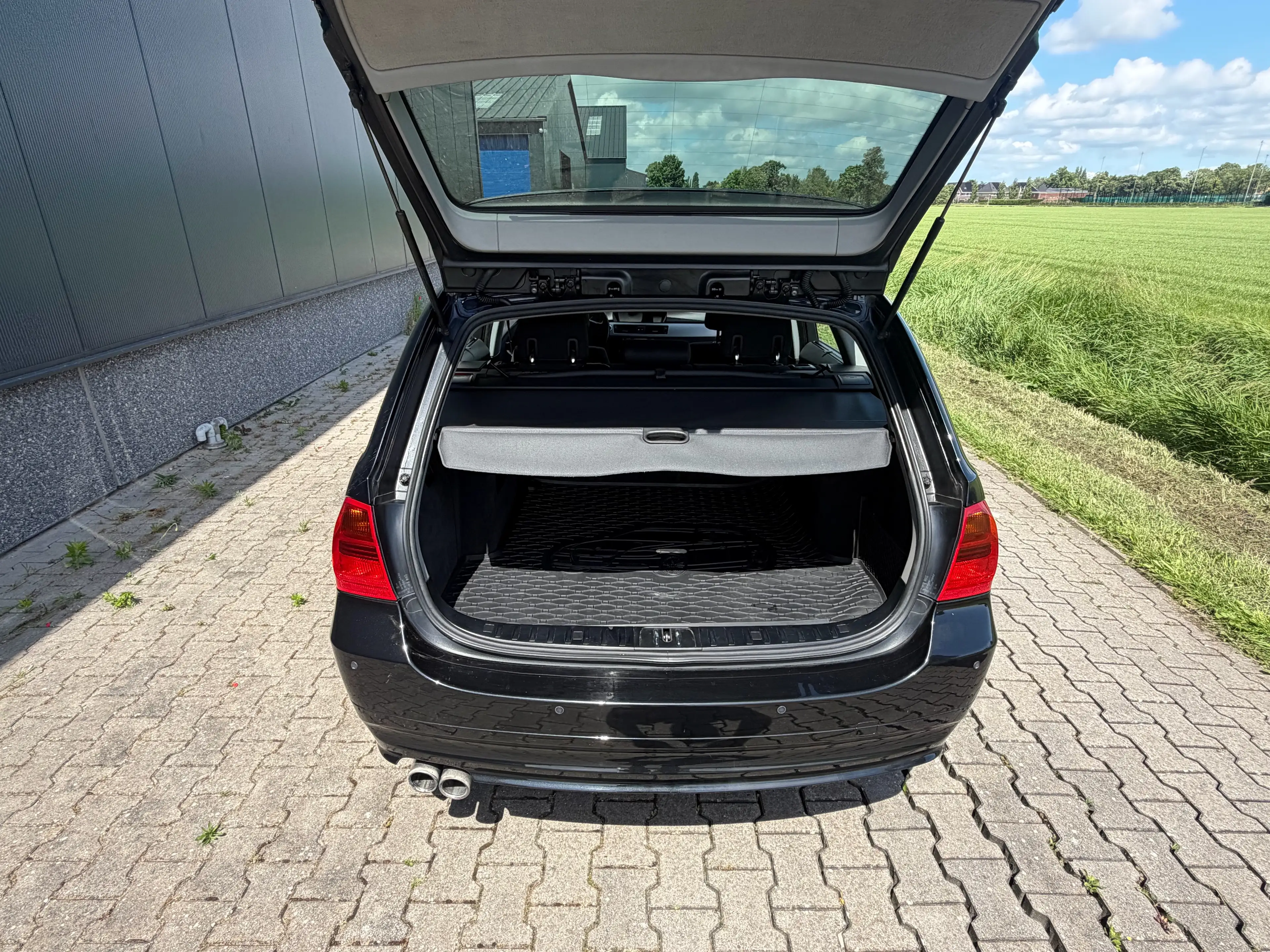 BMW 325 3ER REIHE 325i Executive — photo 7