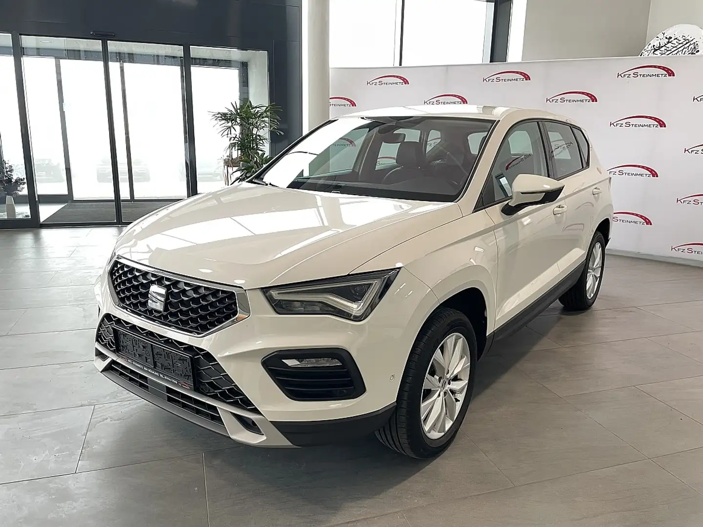 SEAT Ateca 2,0 Style TDI DSG, ACC,Beats, LED,Navi Weiß - 1