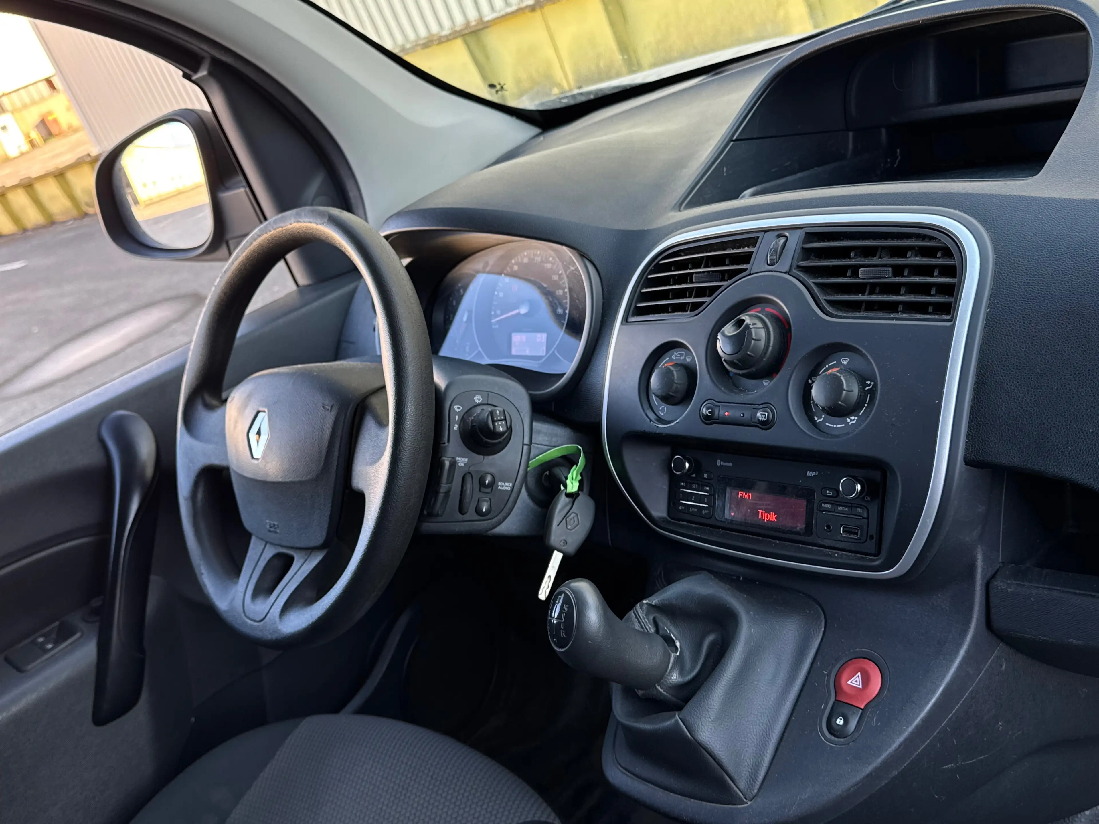 Renault Kangoo 1.5 dCi / 3PLACES / UTILITAIRE / CLIMA / FACELIFT — photo 8