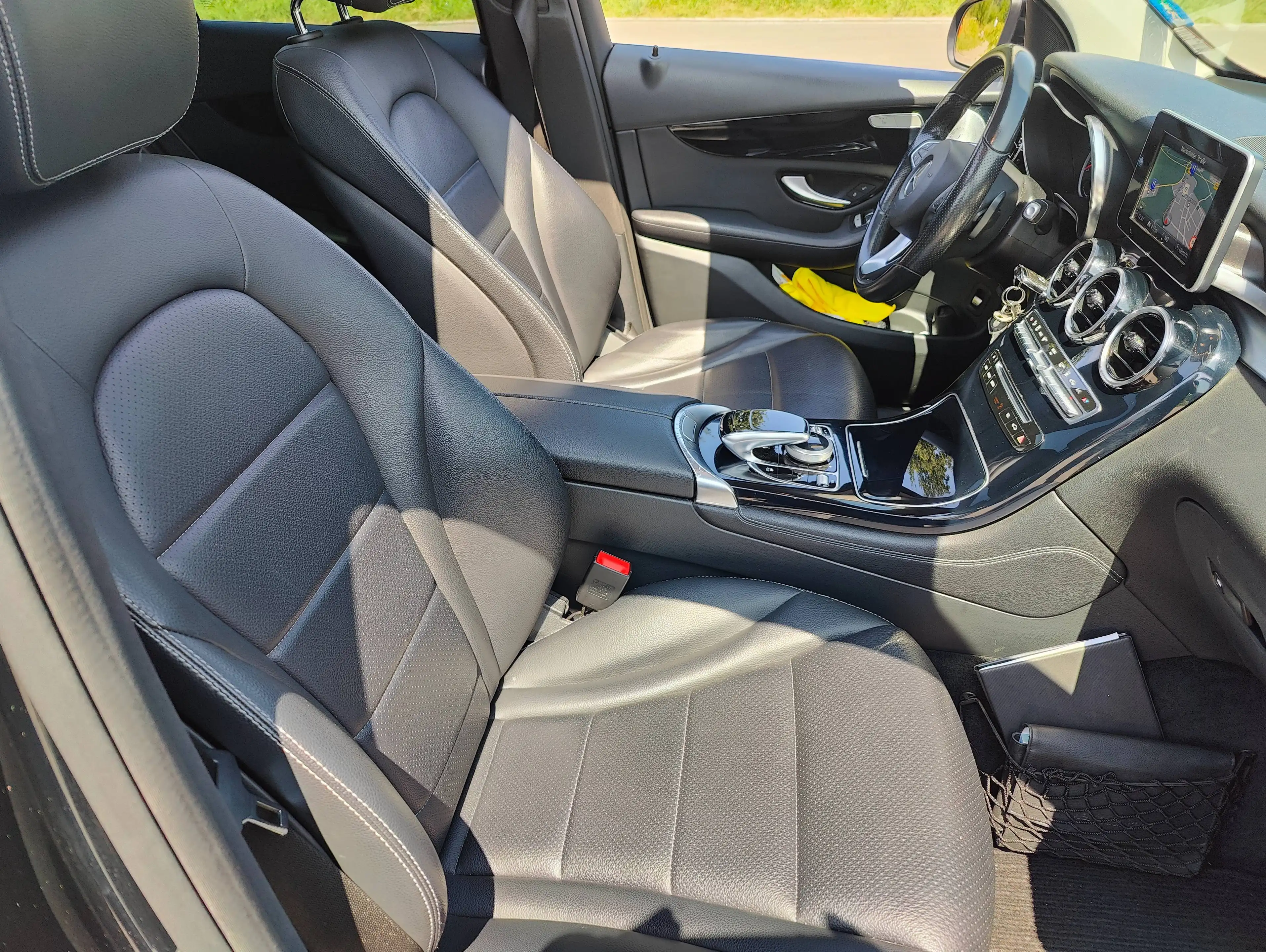 Mercedes-Benz GLC 350 GLC 350 e 4Matic (253.954) / DISTRONIC / PANORAMA — photo 20