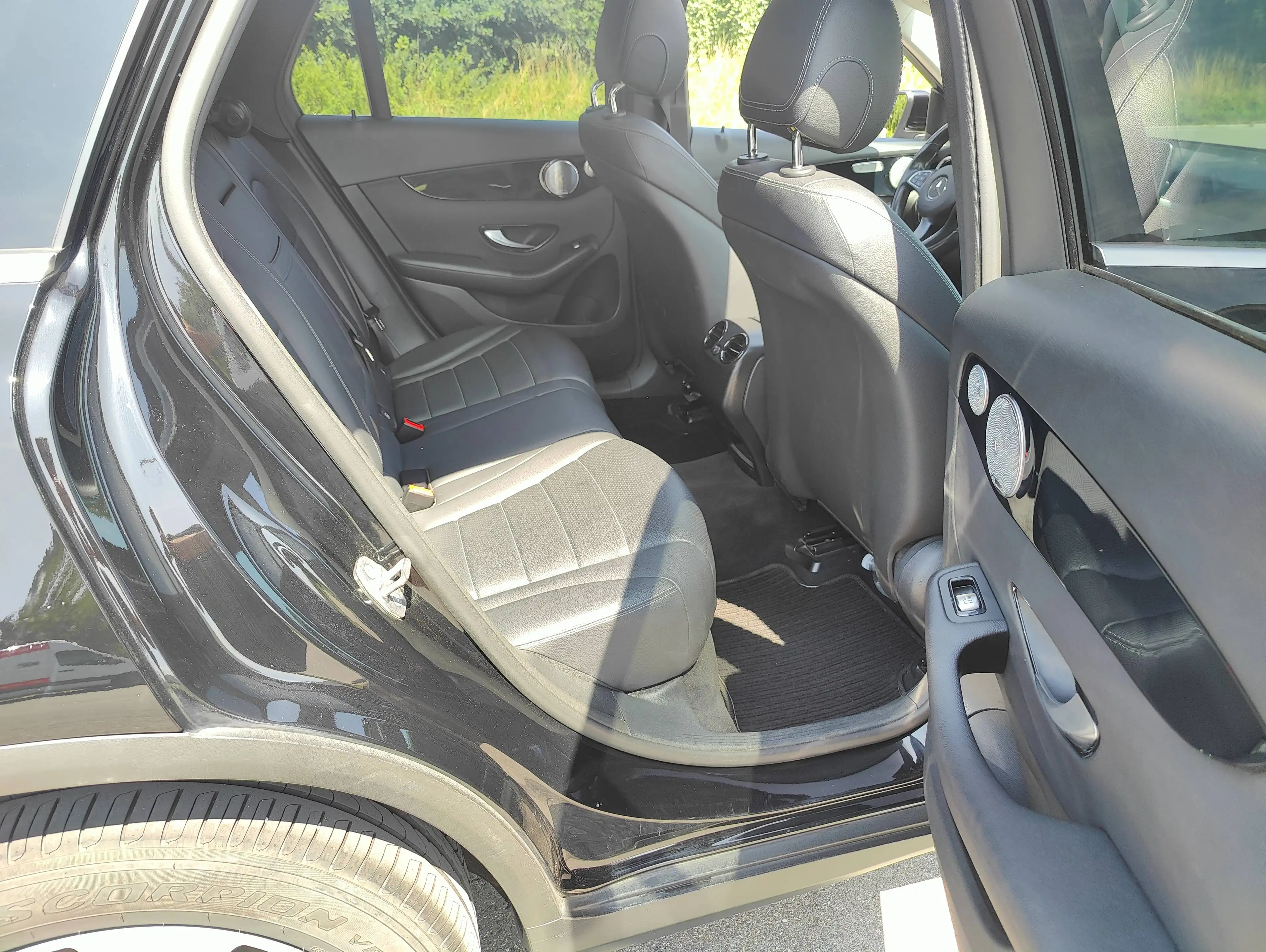 Mercedes-Benz GLC 350 GLC 350 e 4Matic (253.954) / DISTRONIC / PANORAMA — photo 17