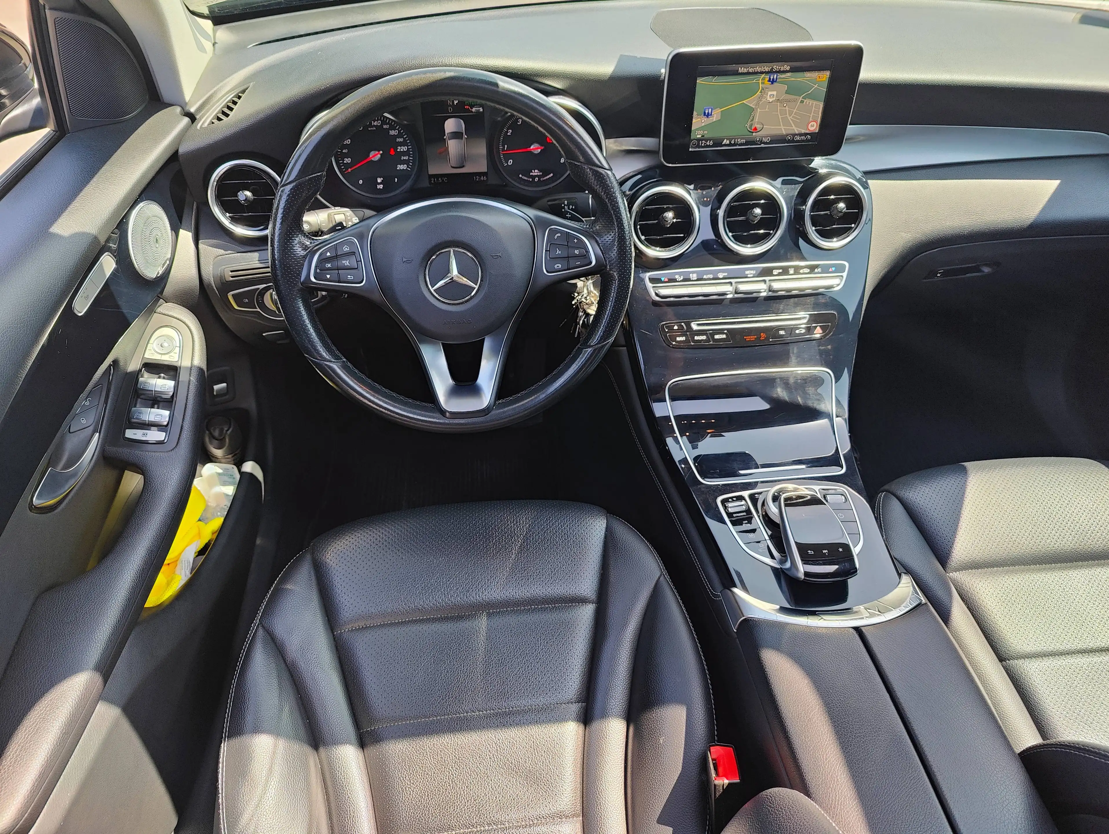 Mercedes-Benz GLC 350 GLC 350 e 4Matic (253.954) / DISTRONIC / PANORAMA — photo 15