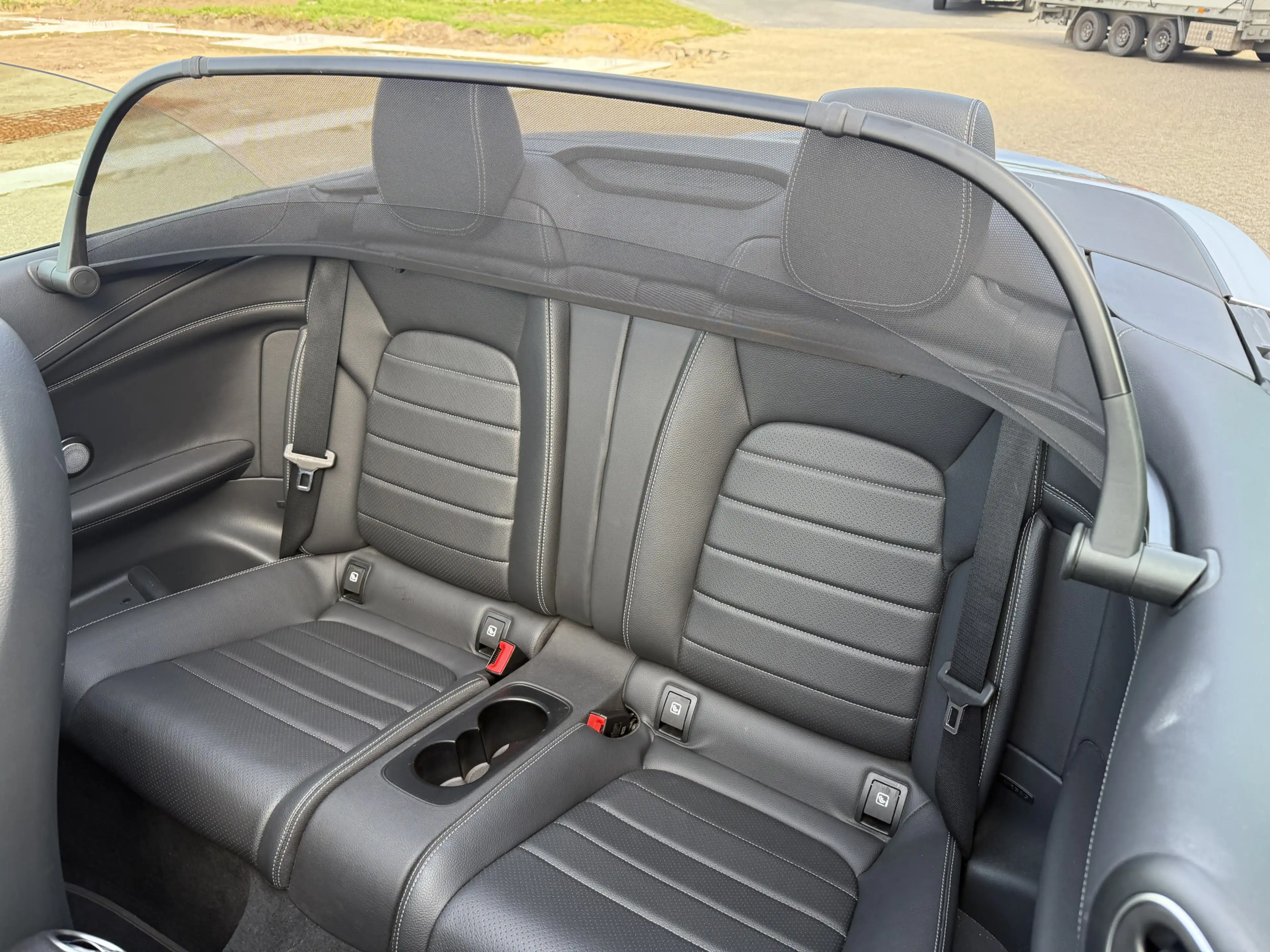Mercedes-Benz C 200 Cabrio AMG Line — photo 46