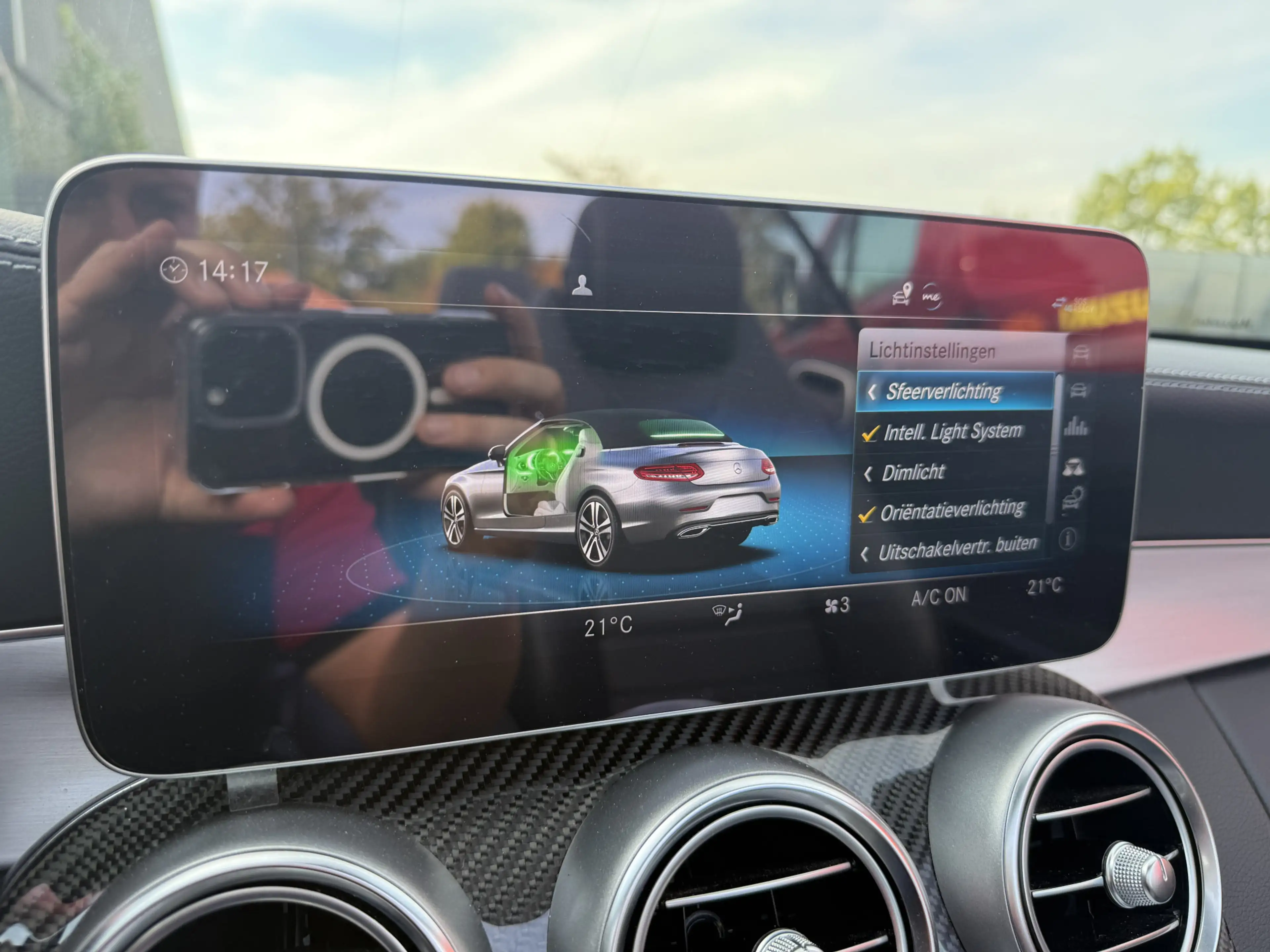 Mercedes-Benz C 200 Cabrio AMG Line — photo 39