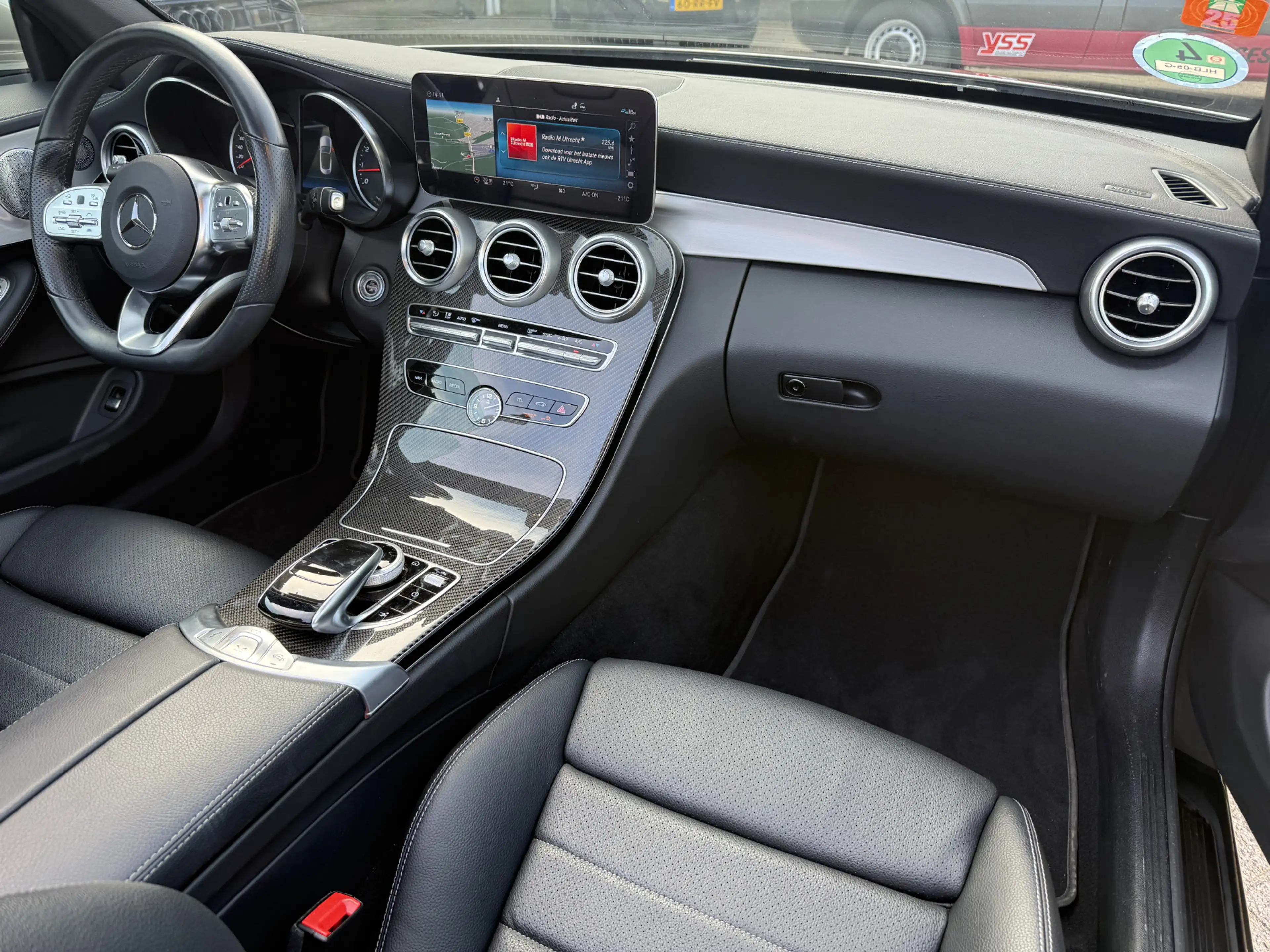 Mercedes-Benz C 200 Cabrio AMG Line — photo 6