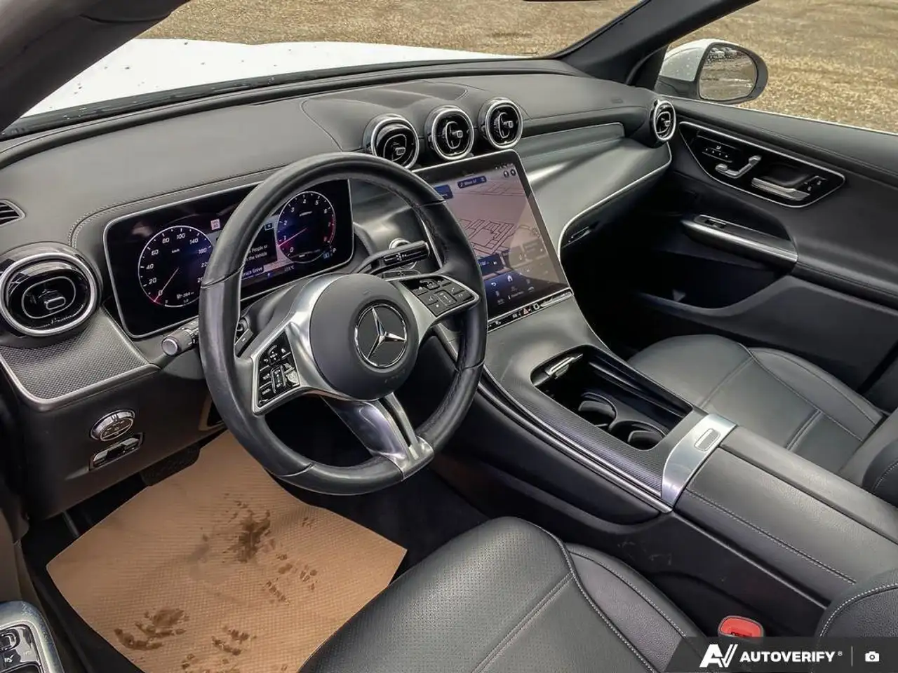 Mercedes-Benz GLC снимка Mercedes-Benz GLC
