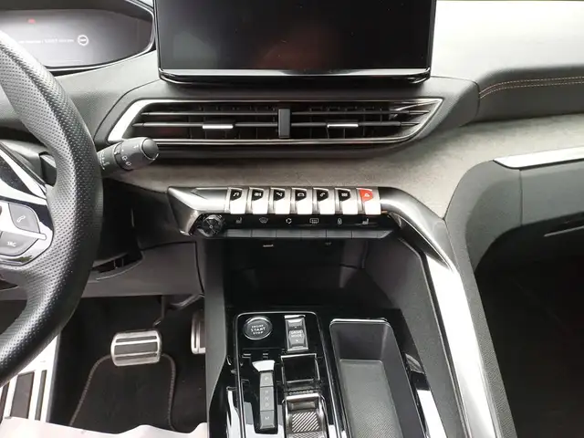 Peugeot 5008 view 14