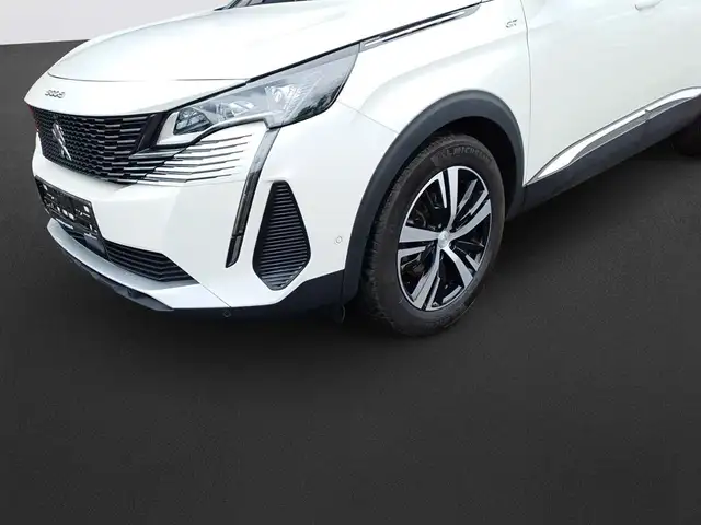 Peugeot 5008 view 11