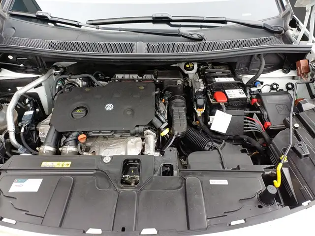 Peugeot 5008 view 8