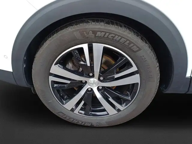 Peugeot 5008 view 10
