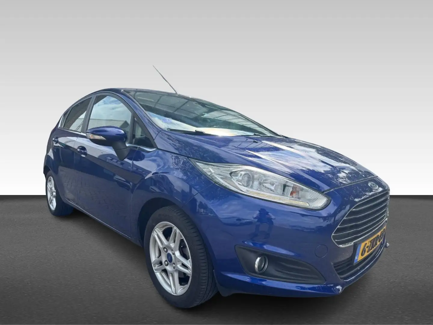 Ford Fiesta 1.0 EcoBoost Titanium Azul - 2