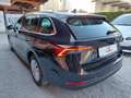 Skoda Octavia Kombi 2,0 TDI Premium Schalter * ACC, LED, Kamera* Schwarz - thumbnail 2