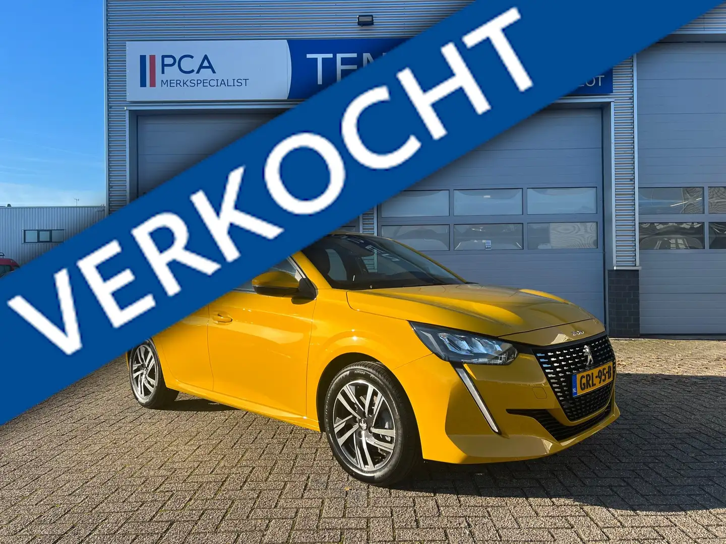 Peugeot 208 Peugeot 208 1.2 100pk Allure | Automaat | Stoelver Geel - 1