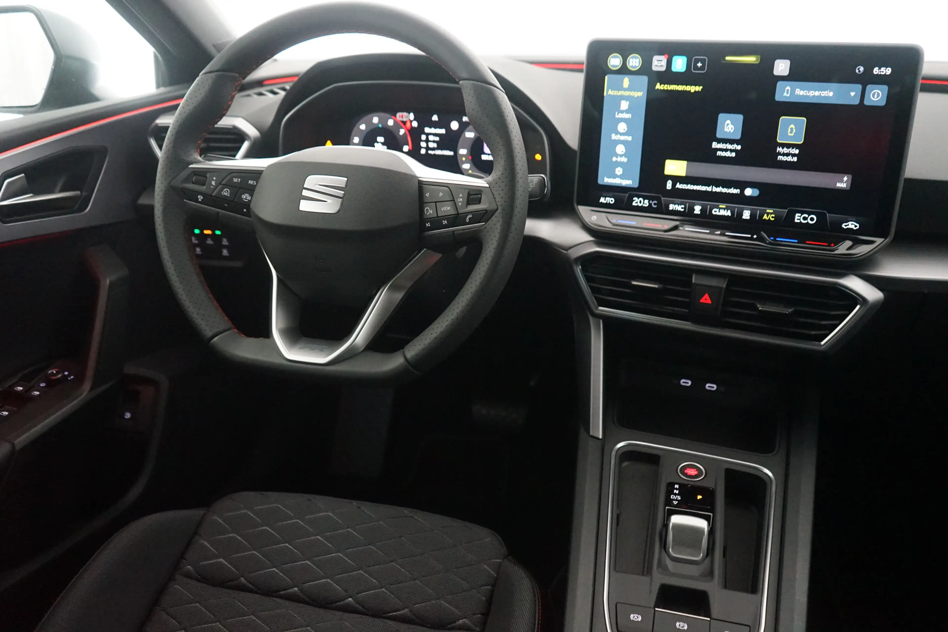 SEAT Leon e-Hybrid Sportstourer 1.5 TSI FR Business — photo 13