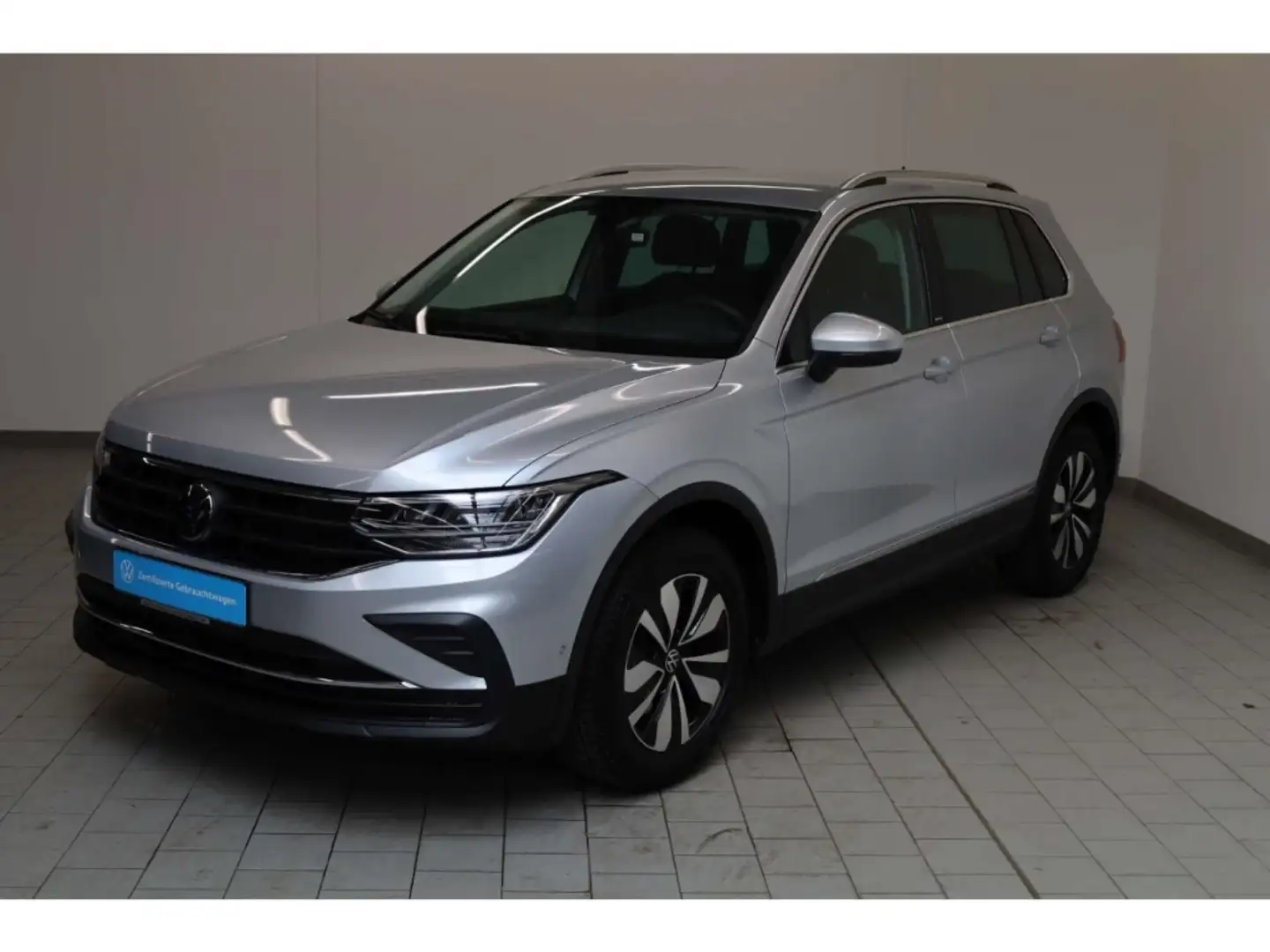Volkswagen Tiguan 1.5 TSI Move Silber - 1