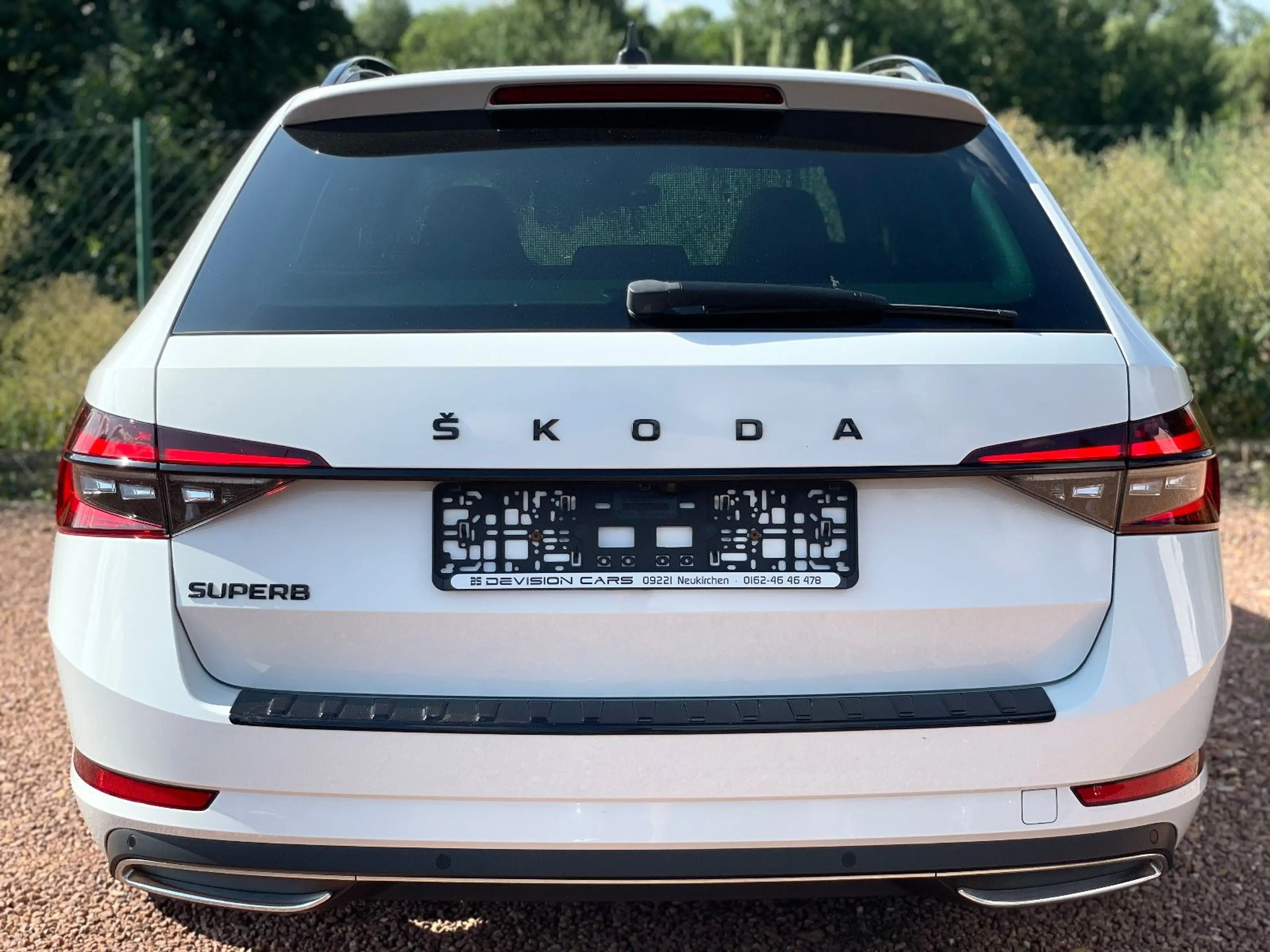 Skoda Superb 2.0 TSI Sportline*Pano*Virtuell*19 Zoll* — photo 6