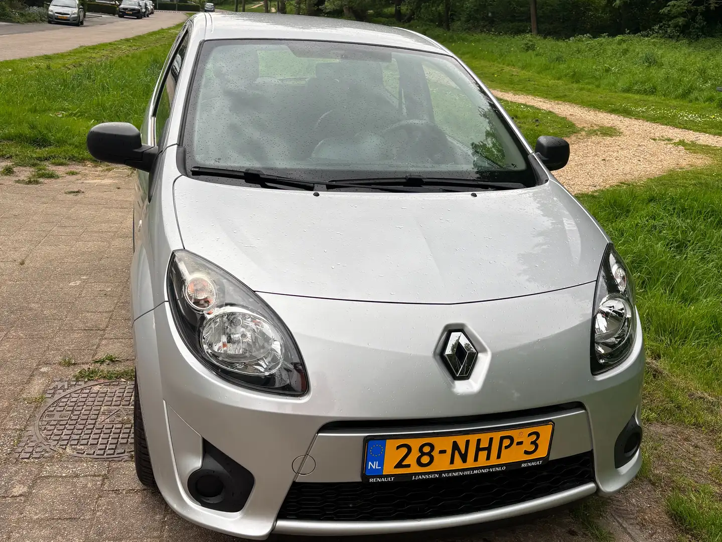 Renault Twingo Twingo 1.2-16V Authentique Срібний - 2
