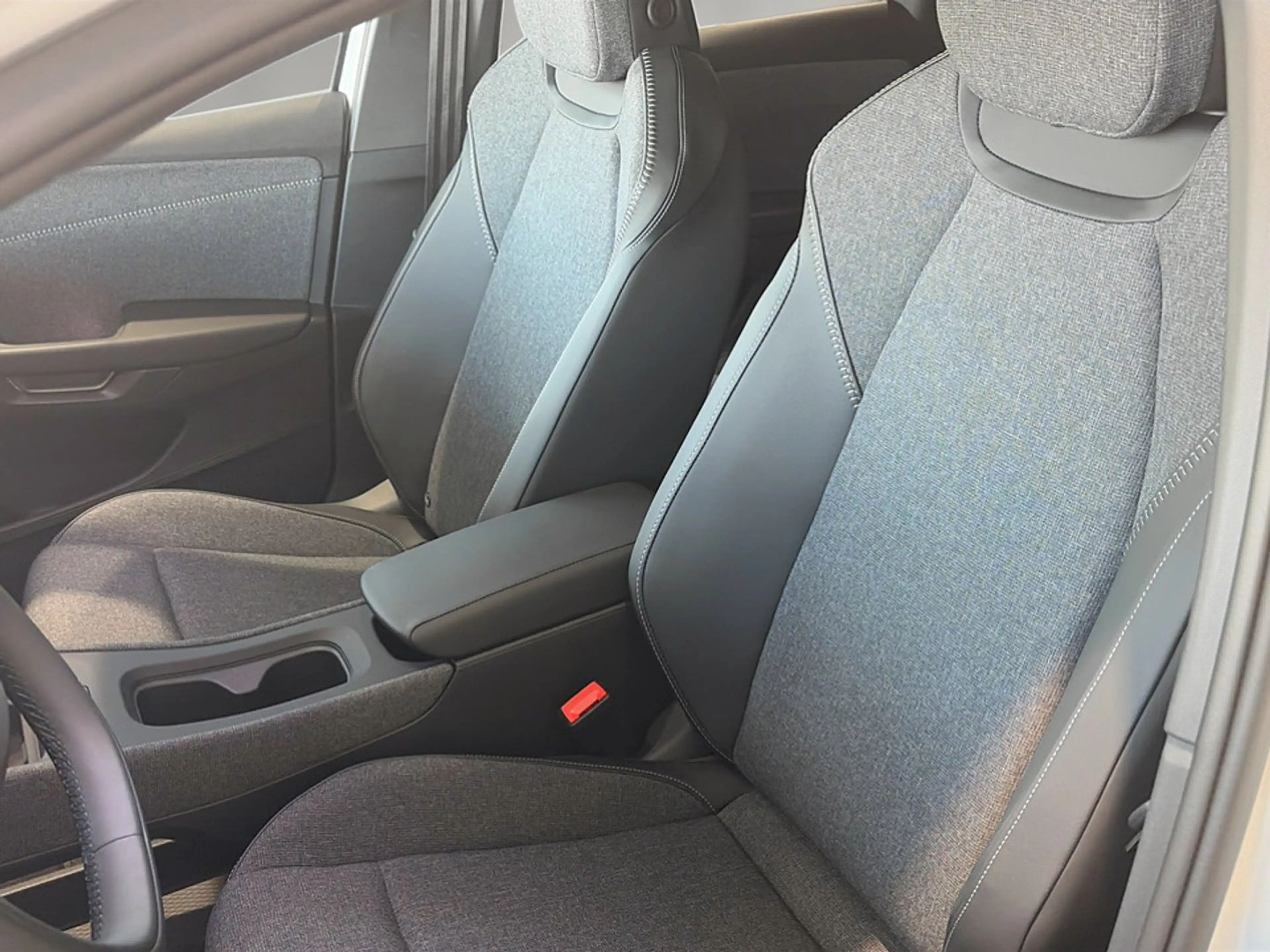 Volkswagen ID. Polo VW ID. Polo Style Edition+ 155 kW - 52 kWh — photo 7