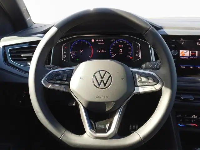 Volkswagen Polo view 10