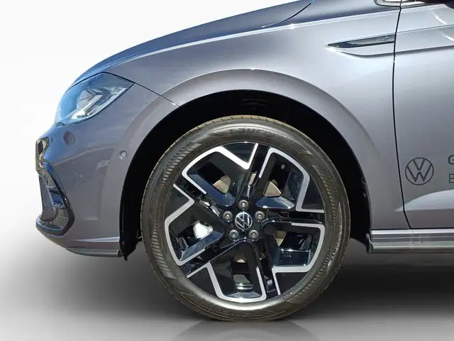 Volkswagen Polo view 8