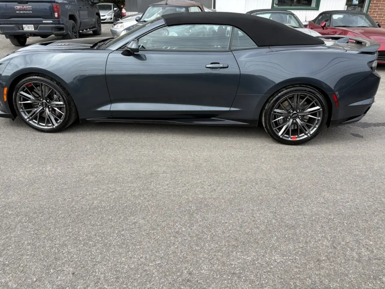Chevrolet Camaro снимка Chevrolet Camaro