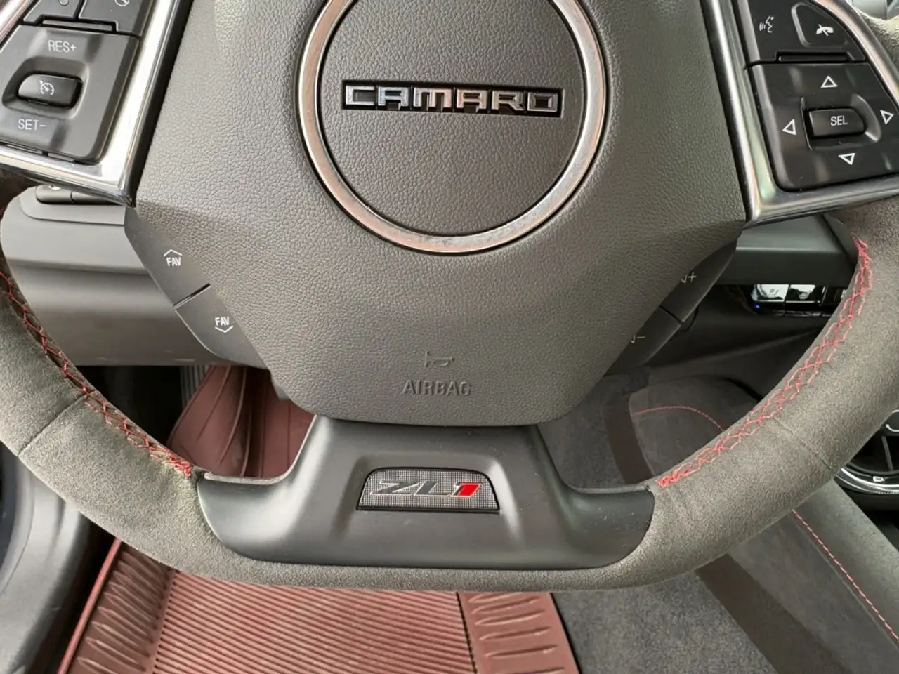 Chevrolet Camaro снимка Chevrolet Camaro
