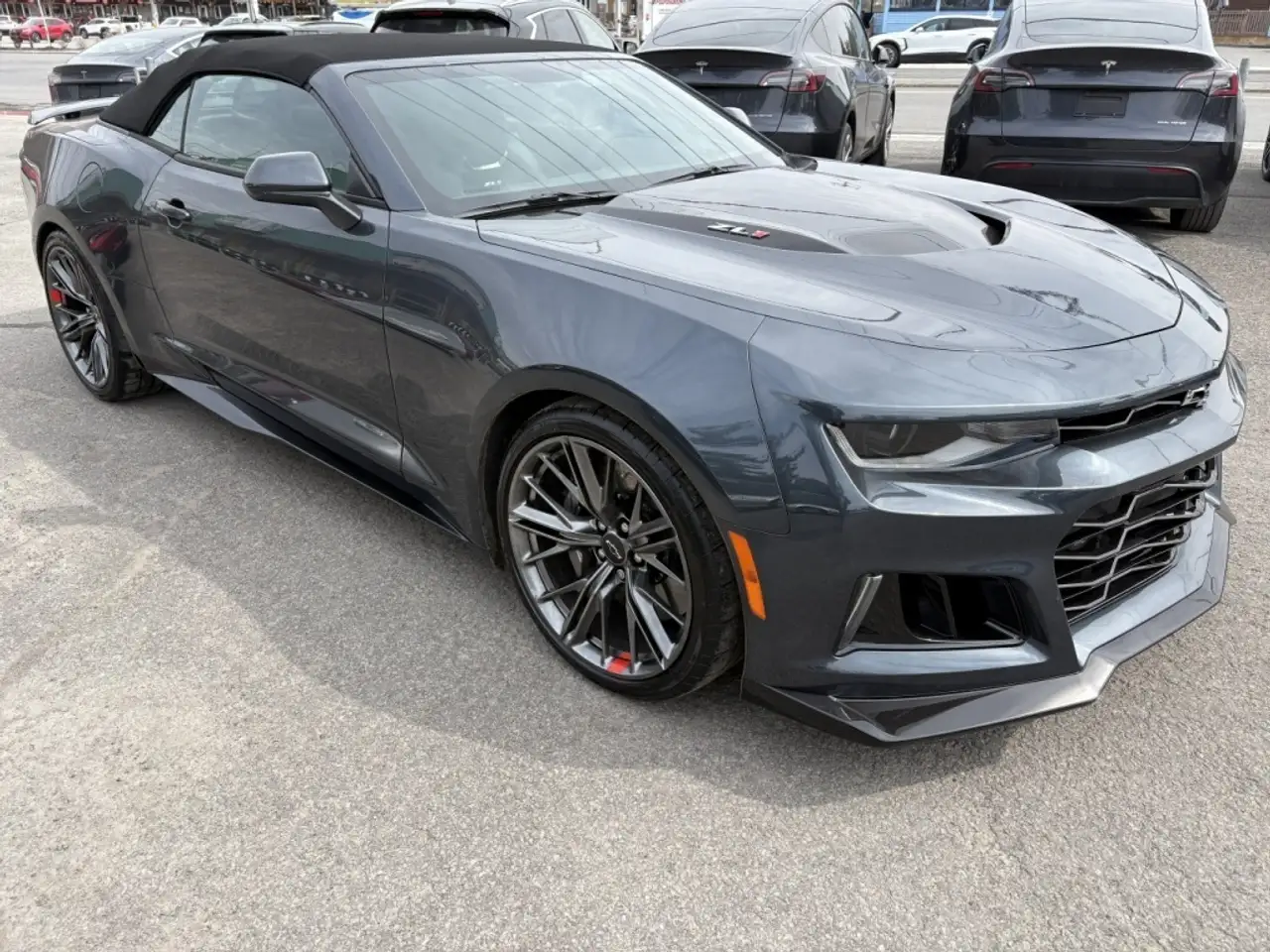 Chevrolet Camaro снимка Chevrolet Camaro