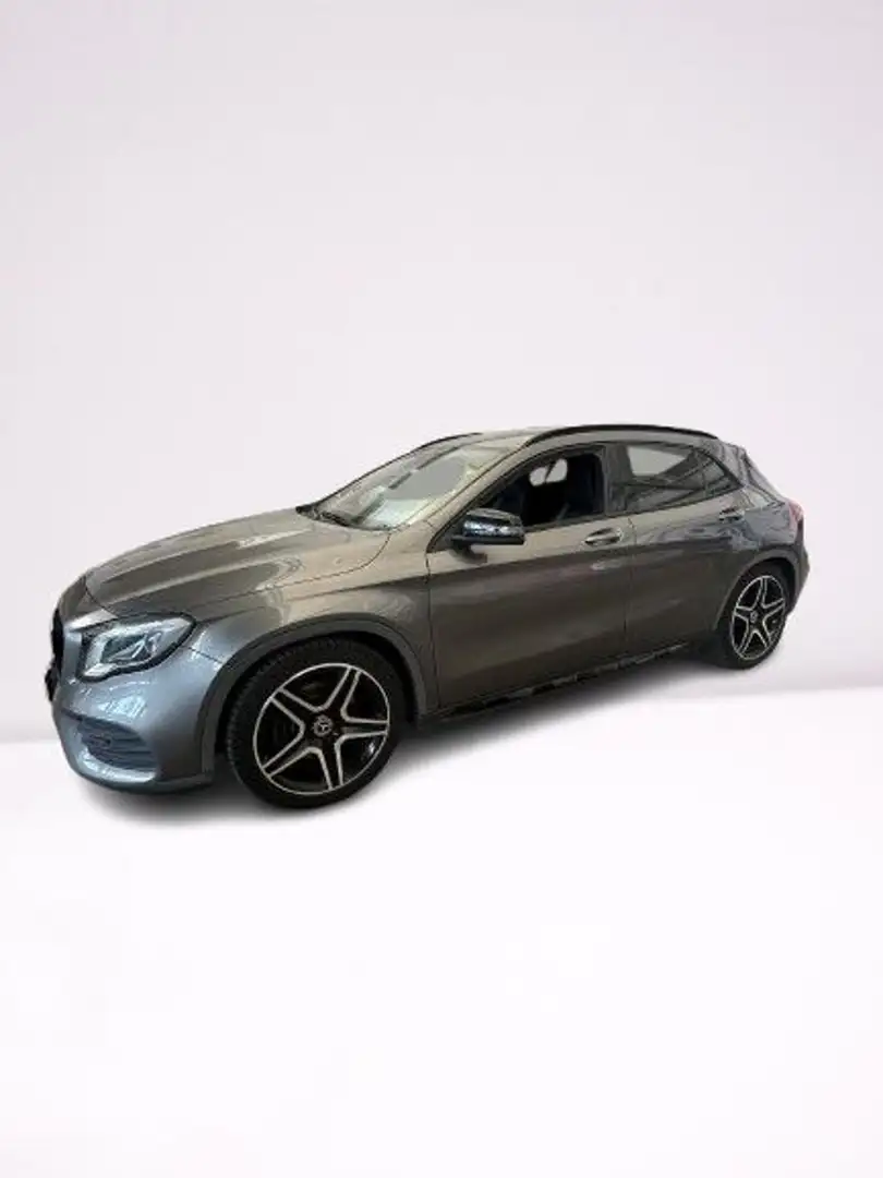 Mercedes-Benz GLA 220 d Automatic 4Matic Premium Grigio - 2